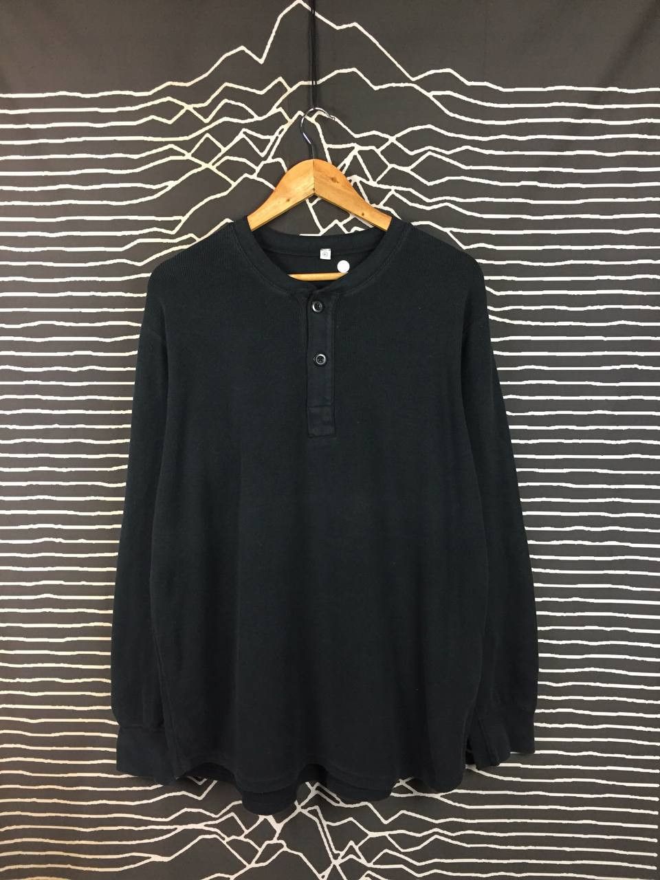 Uniqlo Uniqlo Thermal Waffle Henley Long Sleeve Tee Shirt XL Size US XL / EU 56 / 4 - 2 Thumbnail