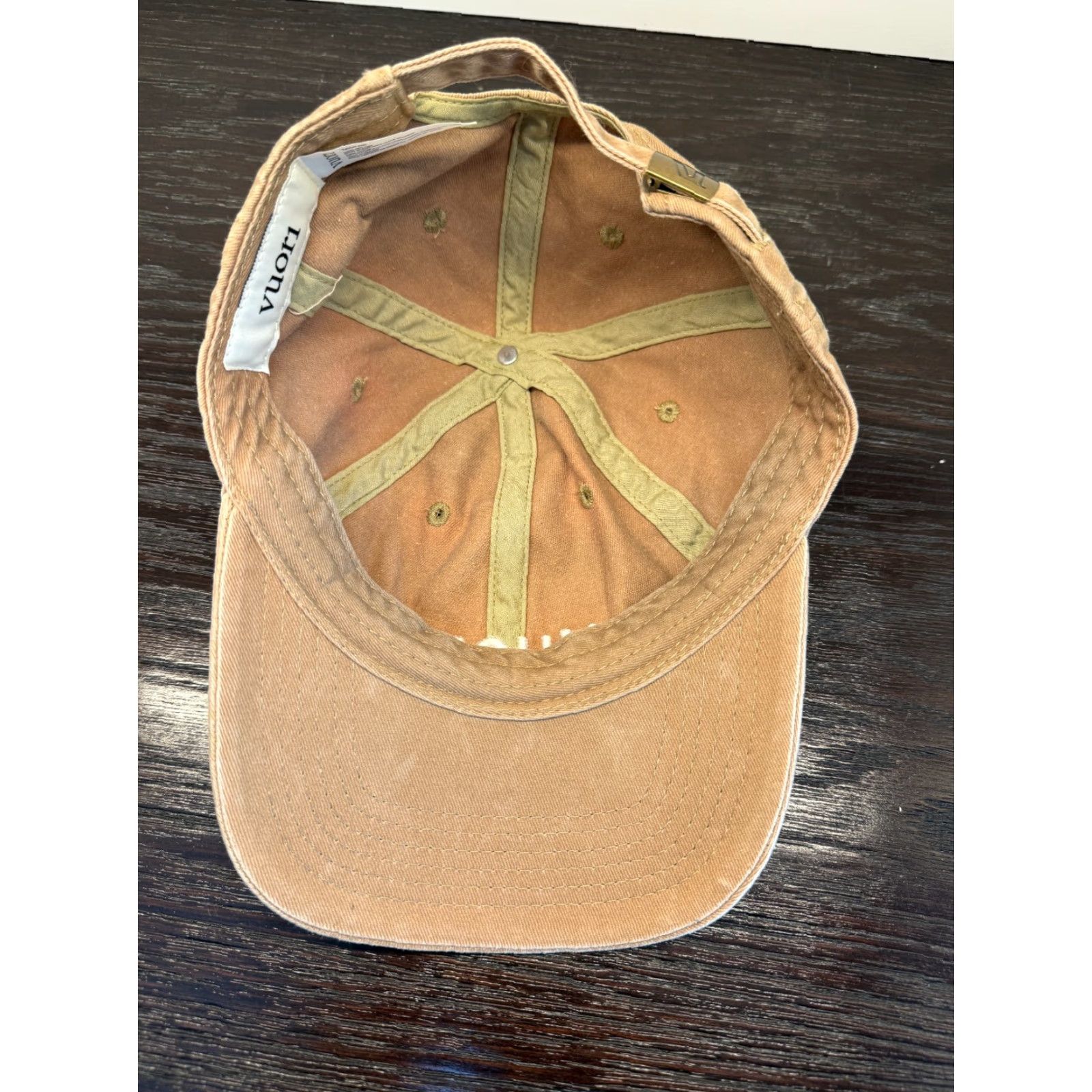 Vuori VUORI Men Beige Twill Strapback Cap One Size Adjustable Hat Baseball Cap Cap Size ONE SIZE - 7 Thumbnail