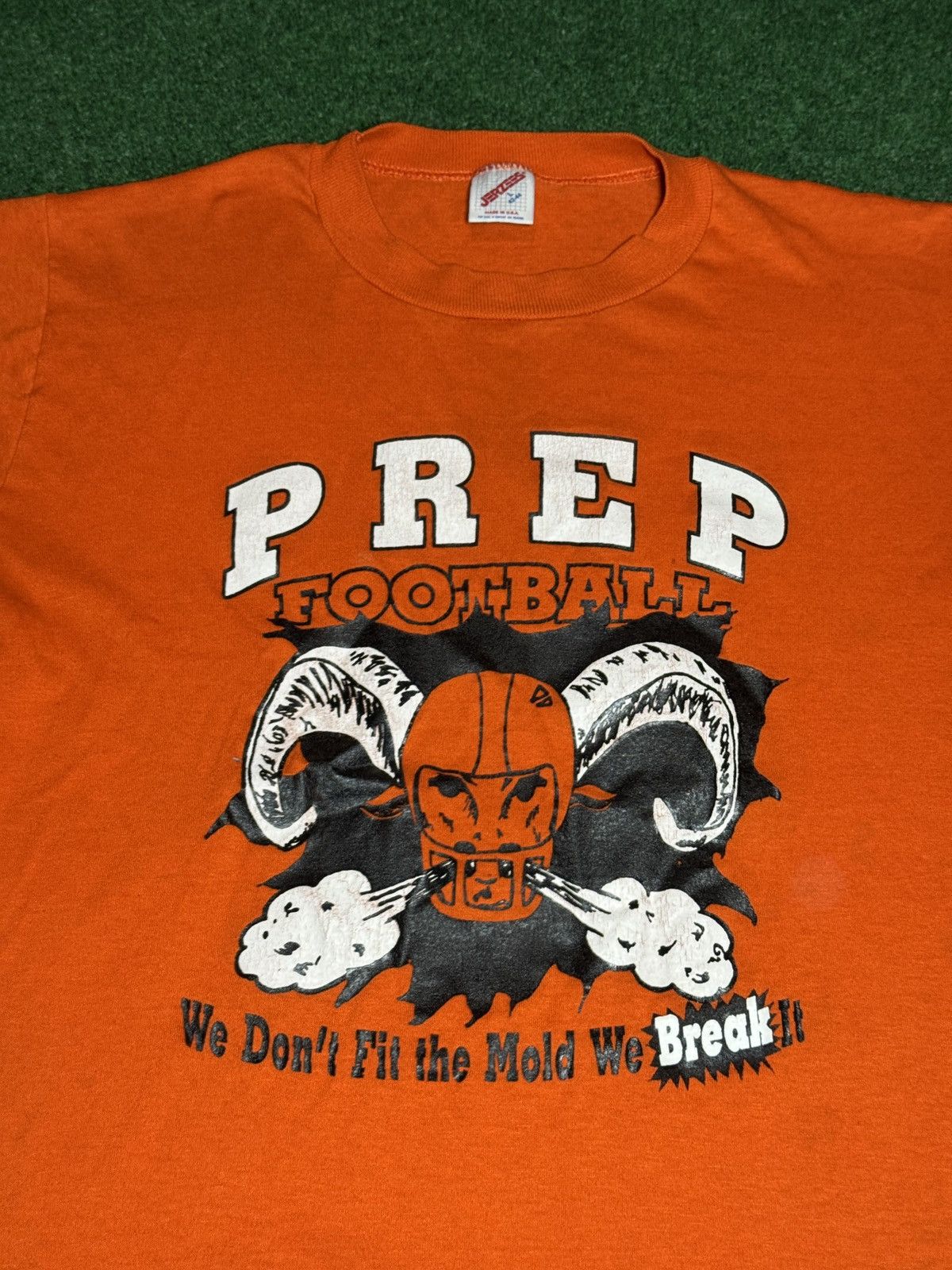 Jerzees × Vintage Vintage 90s Cathedral Prep Ramblers Football Erie Pa Shirt Size US L / EU 52-54 / 3 - 2 Thumbnail