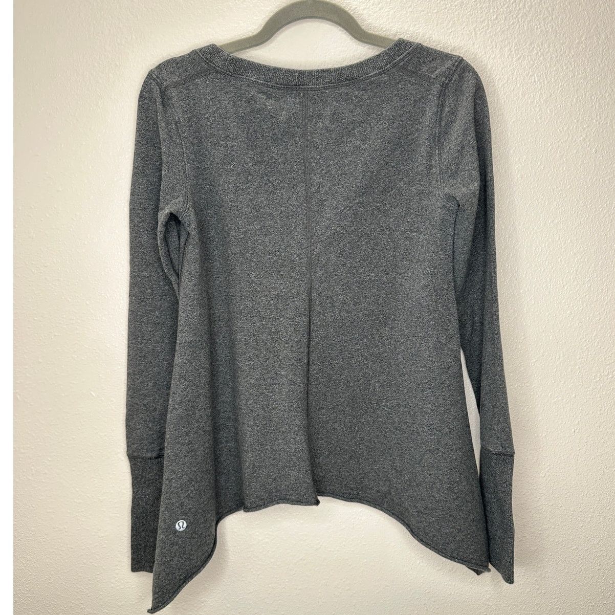 Lululemon Lululemon Athletic Gray Tea Lounge Sweater Asymmetrical 6 Size M / US 6-8 / IT 42-44 - 6 Thumbnail