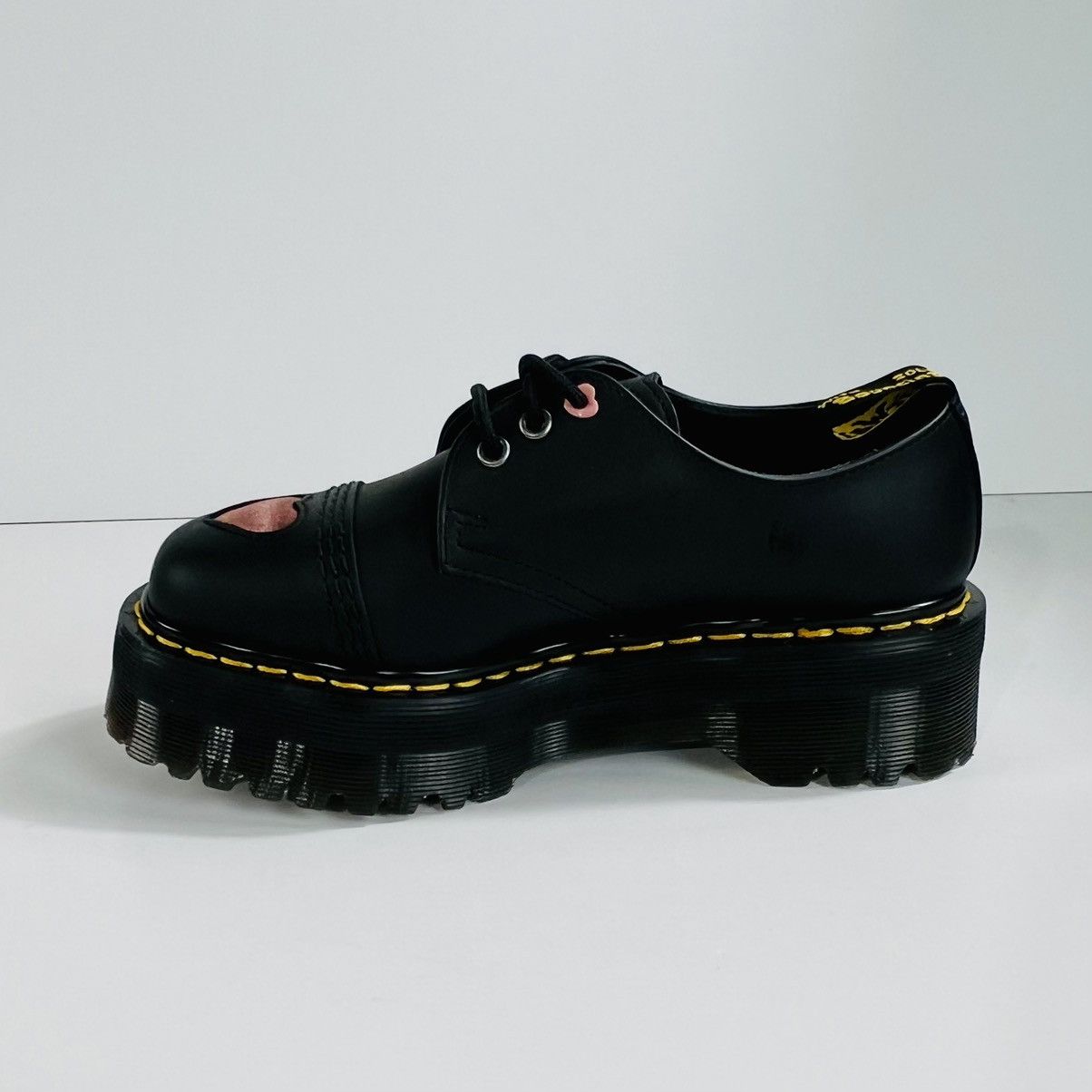 Dr. Martens Dr. Martens 1461 Quad Hearts Oxford Platform Size 7 Size US 7 / IT 37 - 3 Thumbnail