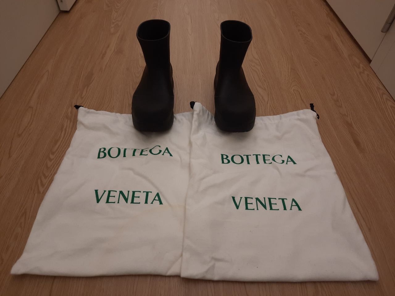 Bottega Veneta Puddle Boots Size US 7 / EU 40 - 1 Thumbnail