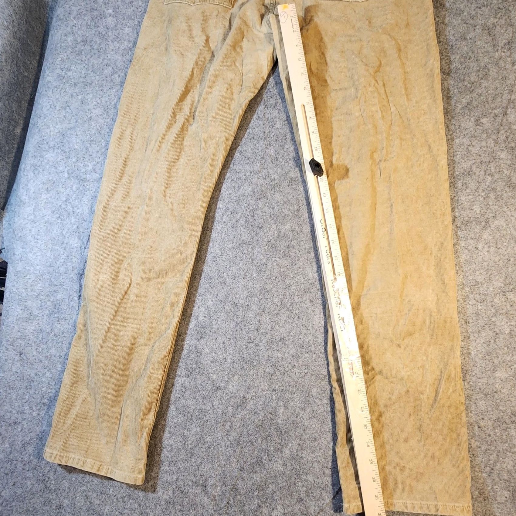 Gap VINTAGE Gap 1969 Pants Mens 34x32 Corduroy Slim Distressed Casual Beige Tan - 34x32 Mens Gap 1969 Pants Corduroy Slim Fit Casual Distressed Size US 34 / EU 50 - 6 Thumbnail