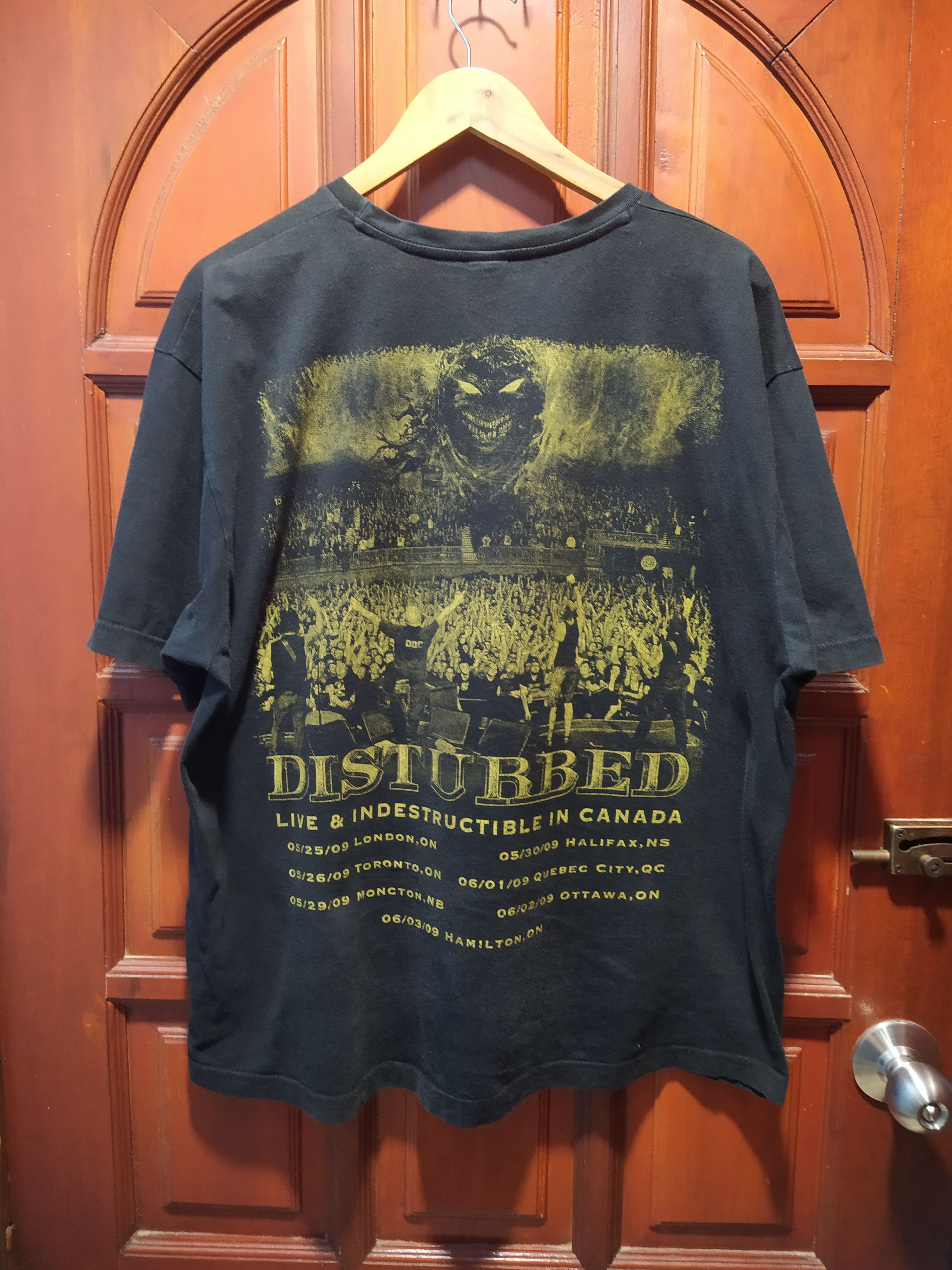 Band Tees Vintage Disturbed Indestructible Rock Tour 2009 Size US XL / EU 56 / 4 - 3 Thumbnail