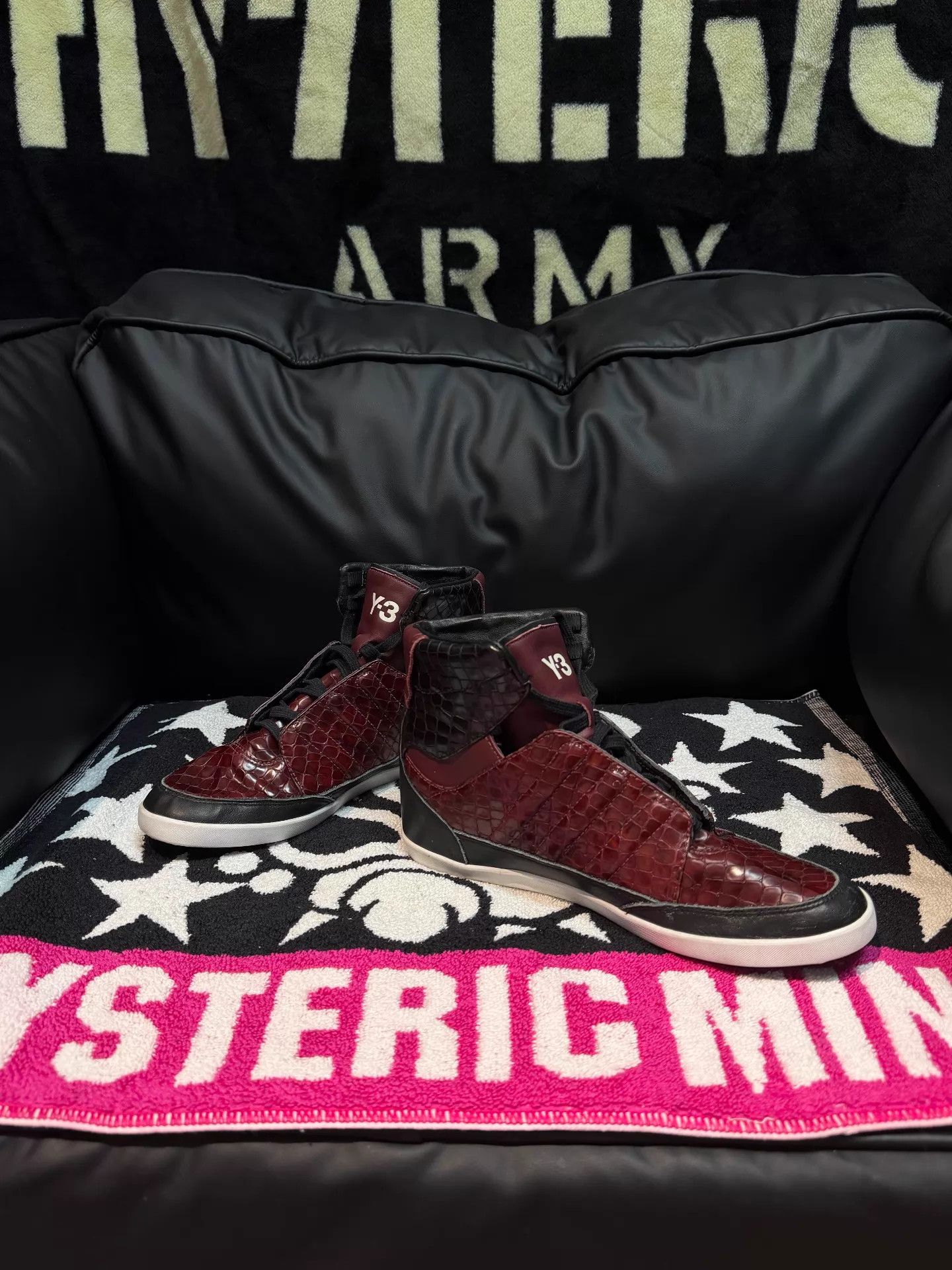 Y-3 Y-3 Croc Embossed Sneaker 38.5 9.7/10 Size US 6 / IT 36 - 3 Thumbnail