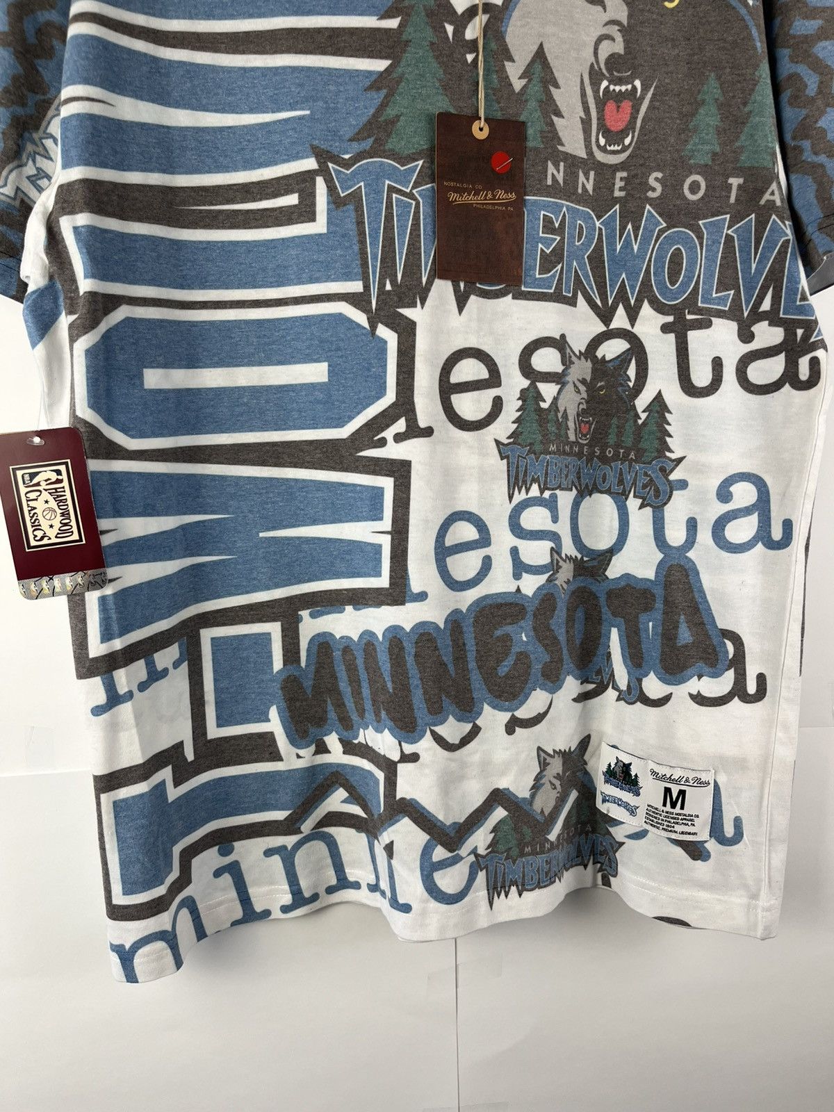 NBA Minnesota Timberwolves New! Full Print Mitchell & Ness Tee Size US M / EU 48-50 / 2 - 4 Thumbnail