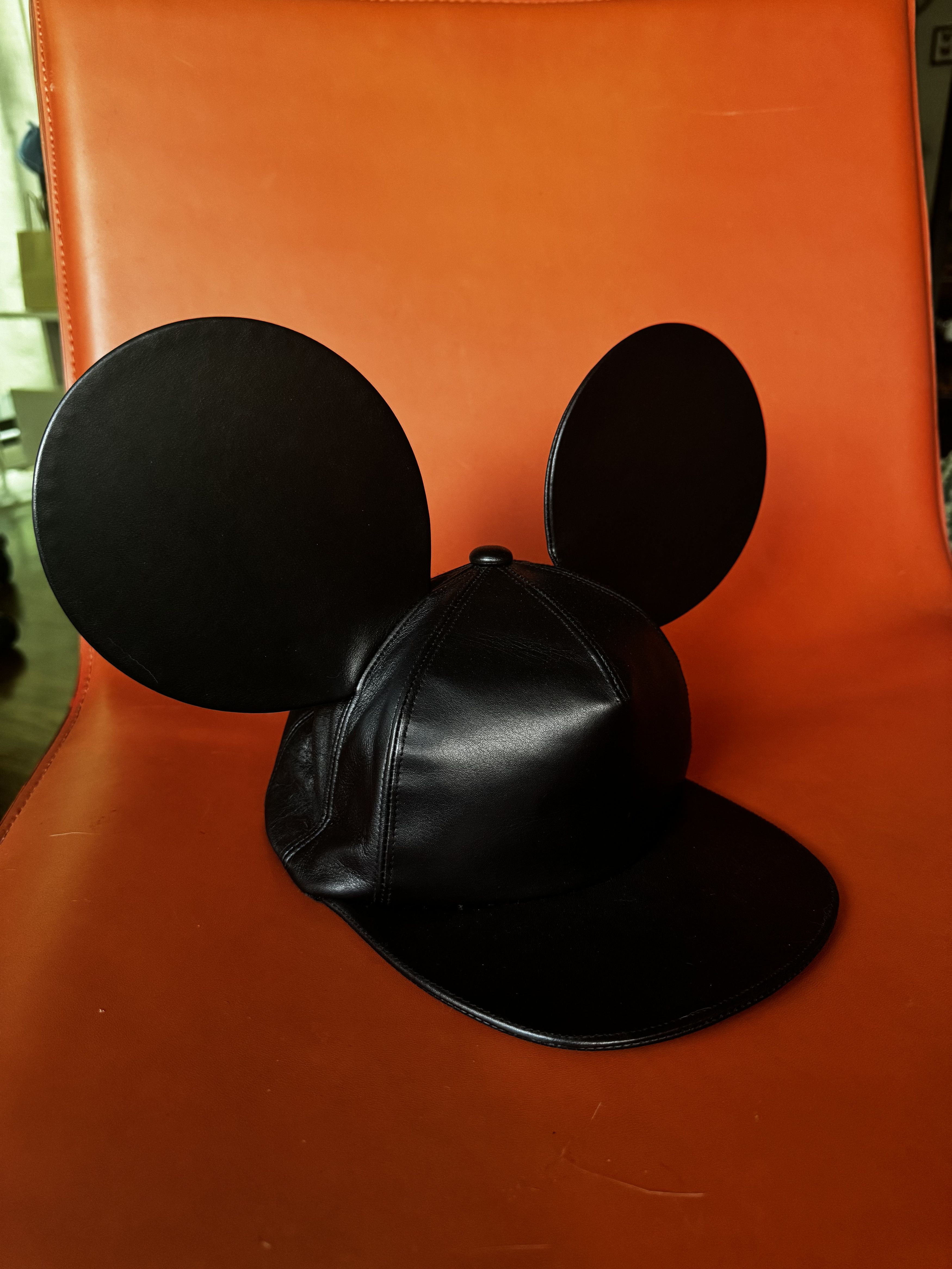 Comme des Garcons Homme Plus *Grailed* CDG HOMME PLUS AW13 MICKEY RUNWAY LEATHER CAP Size ONE SIZE - 8 Thumbnail
