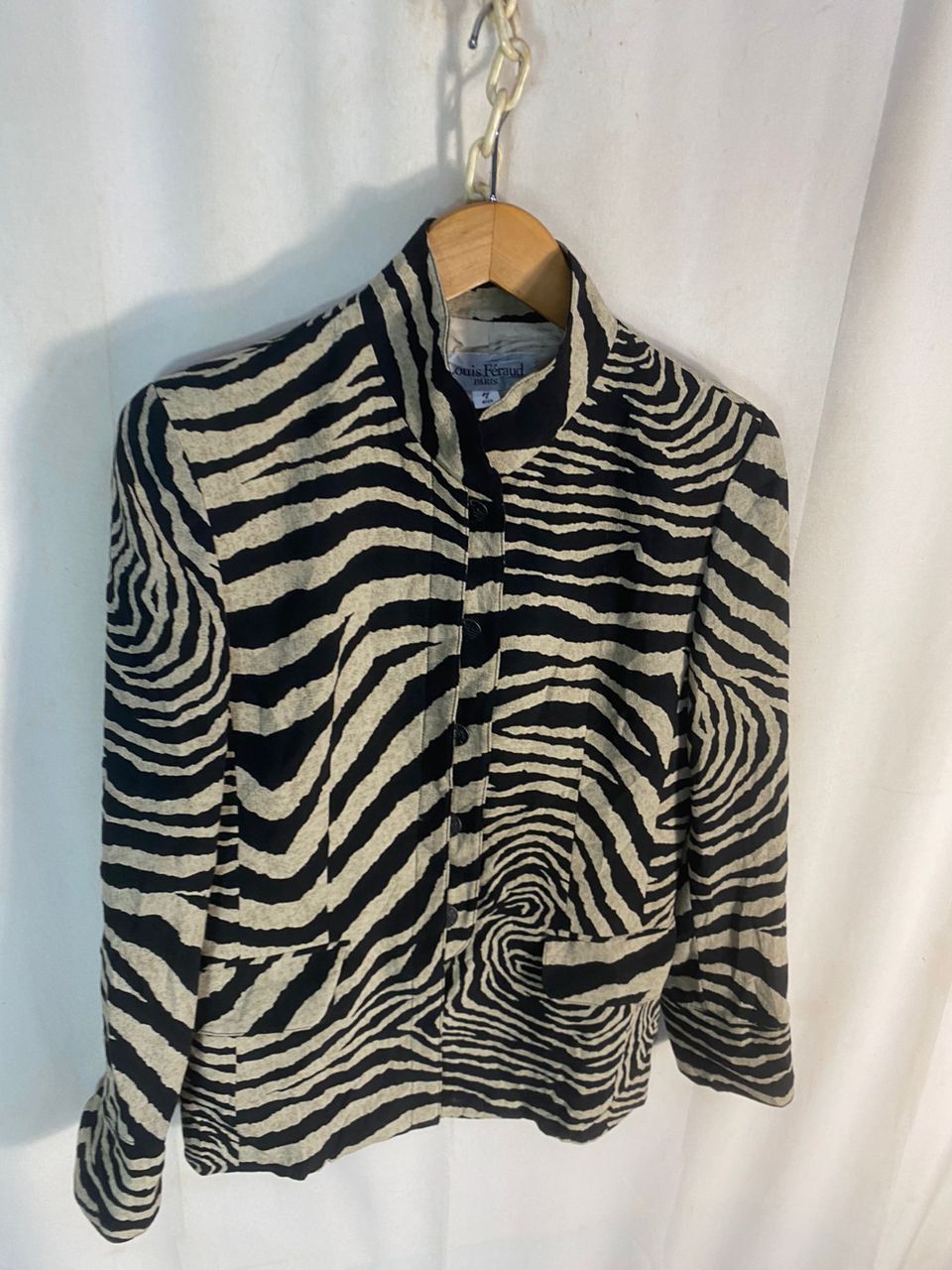 Louis Feraud Louis feraud zebra stripe button up jacket Size M / US 6-8 / IT 42-44 - 3 Thumbnail