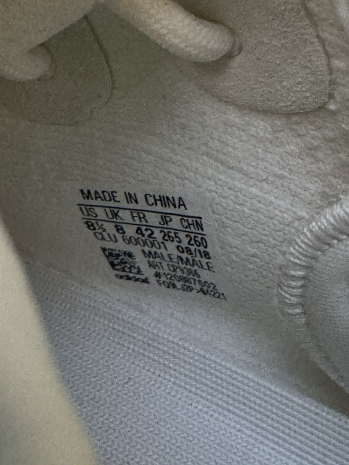 Adidas Adidas Yeezy boost 350 v2 cream 2017 Size US 8.5 / EU 41-42 - 10 Thumbnail