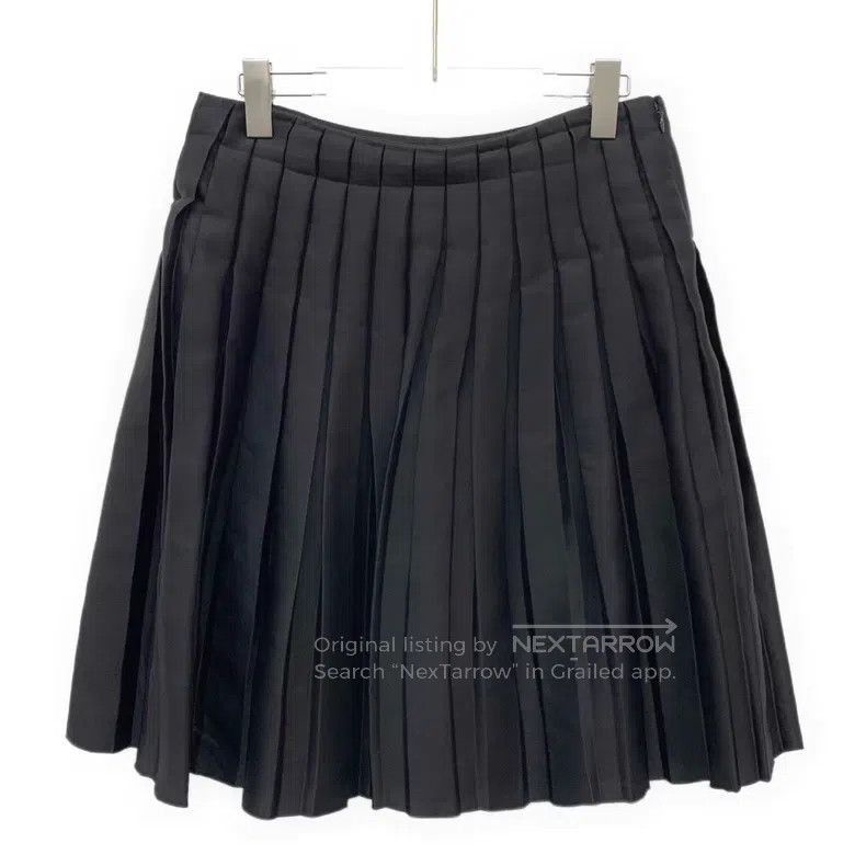 Louis Vuitton Louis Vuitton Black mulberry silk casual pleated skirt Size 37" - 1 Thumbnail