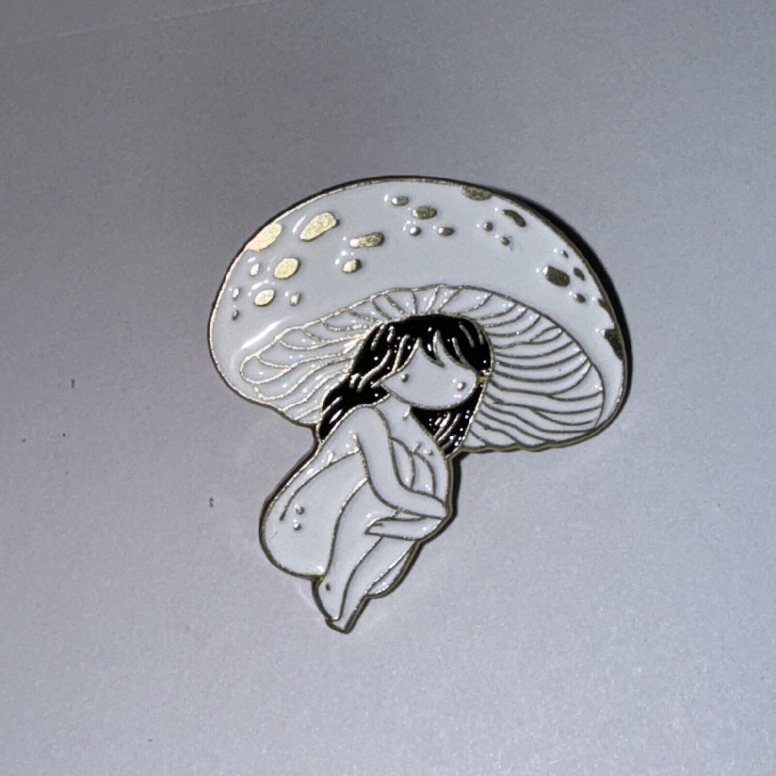 Other Mushroom Girl In White Pin Brooch Size ONE SIZE - 1 Preview