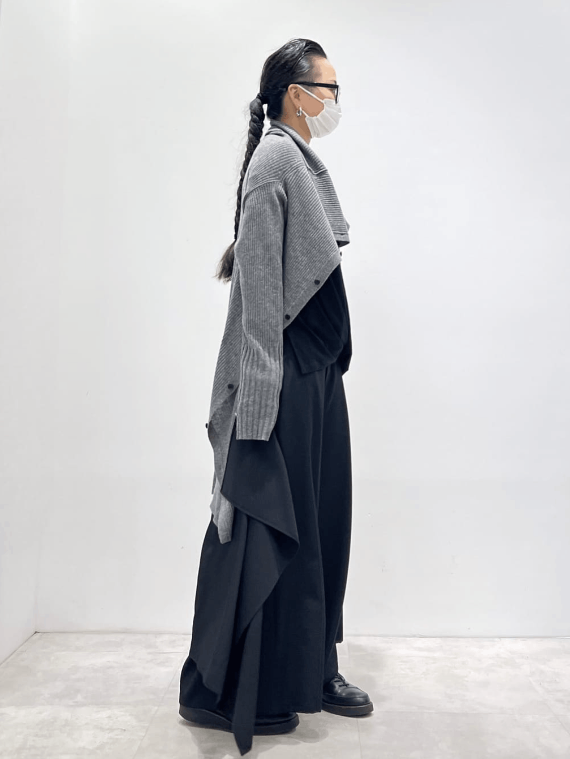 Yohji Yamamoto Yohji Yamamoto Femme - WOOL BACKSIDE WRAP S PANTS Size 40" / US 18 - 12 Thumbnail