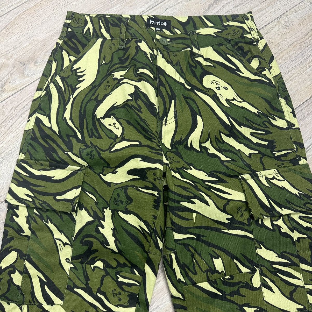 Hypebeast Crazy Rip N Dip Cat Camo Leaves Cargo Pants Size US 30 / EU 46 - 5 Thumbnail