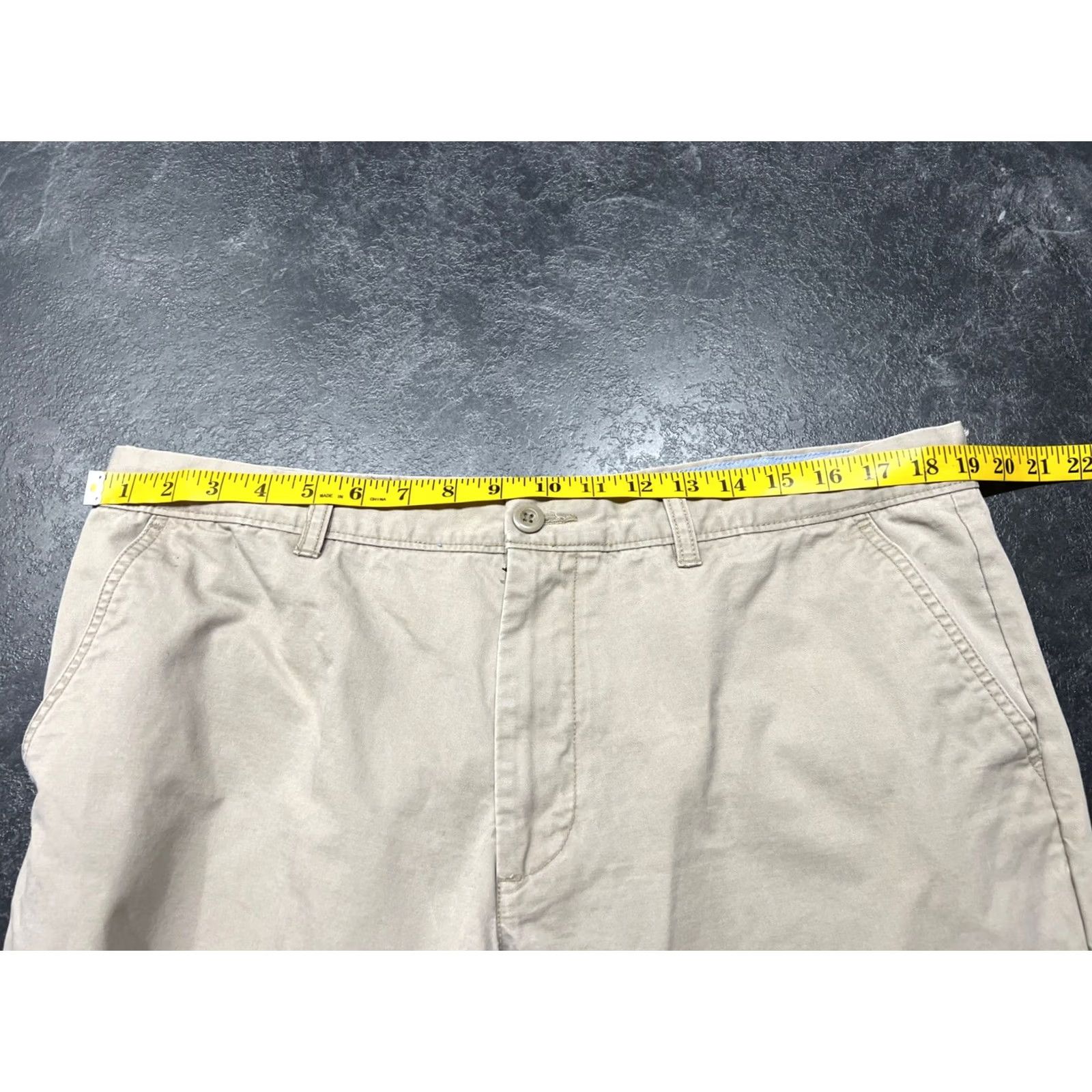 Vintage St. John's Bay Pants Khaki Beige Straight Chino Mens 38 X 29 Slim Classic Flat Front Belt Loops Size US 38 / EU 54 - 3 Thumbnail