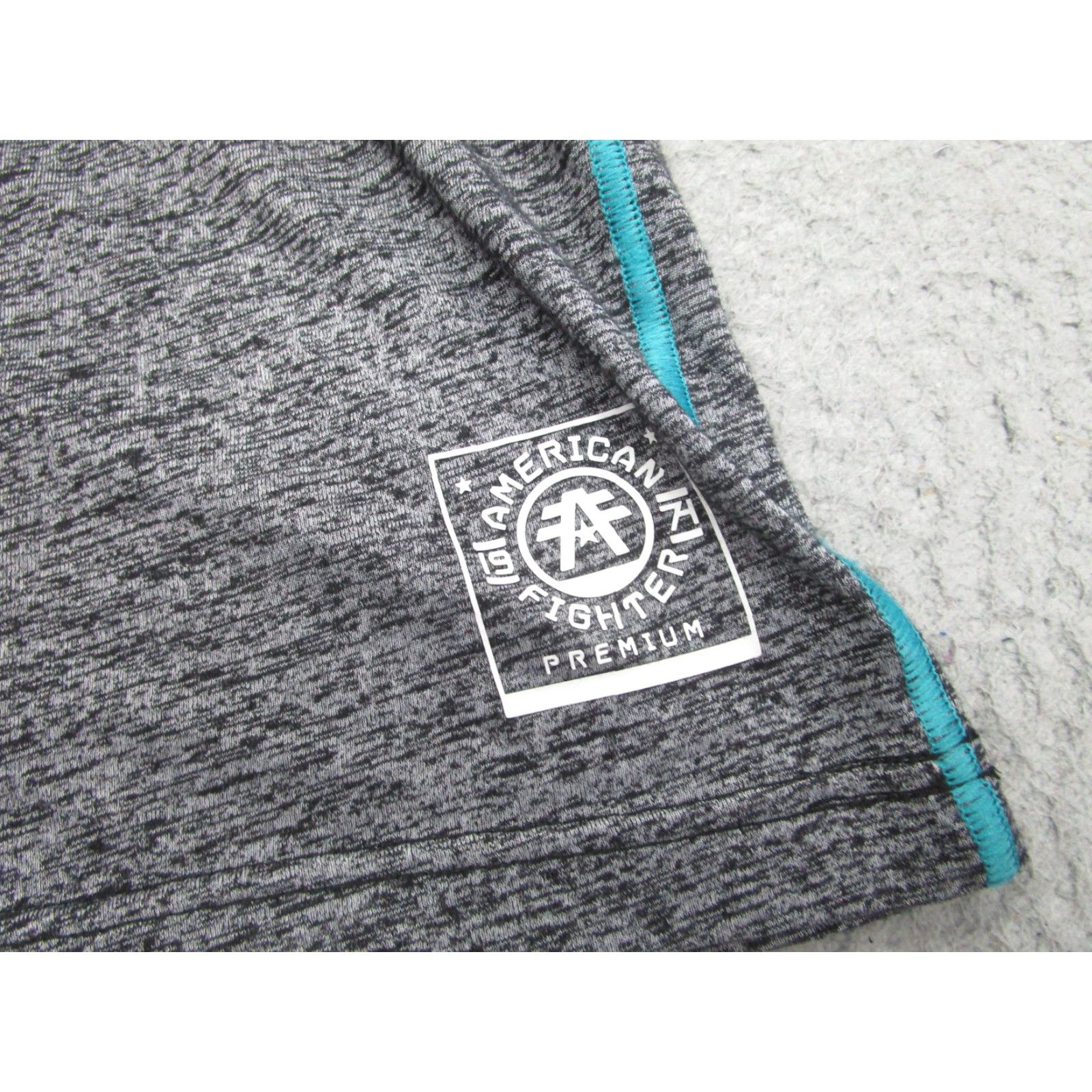 Vintage American Fighter Shirt Mens 2XL Gray Black Hooded Athletic Tee Premium Graphic Size US XXL / EU 58 / 5 - 4 Thumbnail