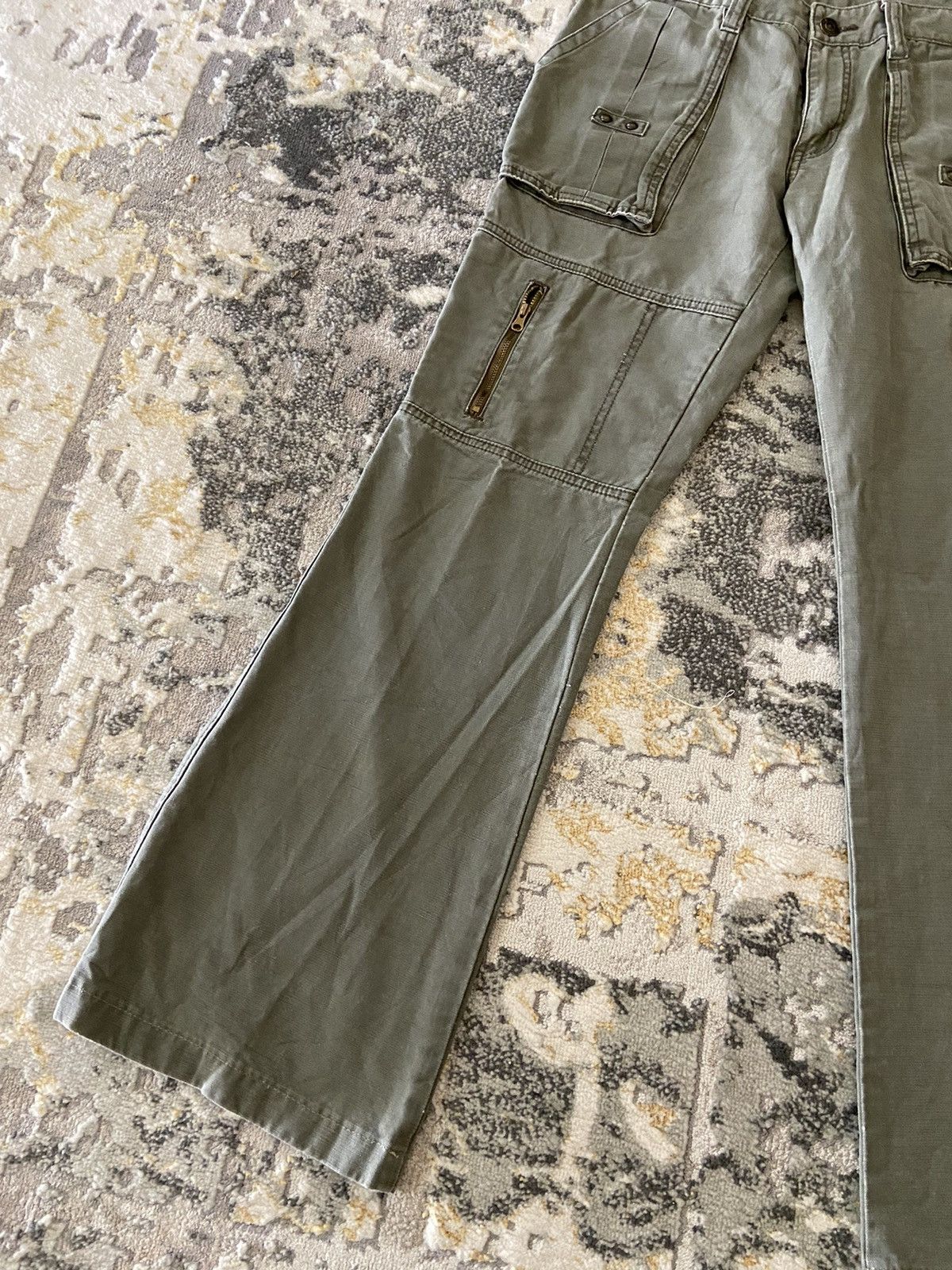 If Six Was Nine × Japanese Brand × Other ❤️‍🔥SEND OFFER ❤️‍🔥Cargo Flare Japan Brand Stylish Trouser Size 30" / US 8 / IT 44 - 2 Thumbnail