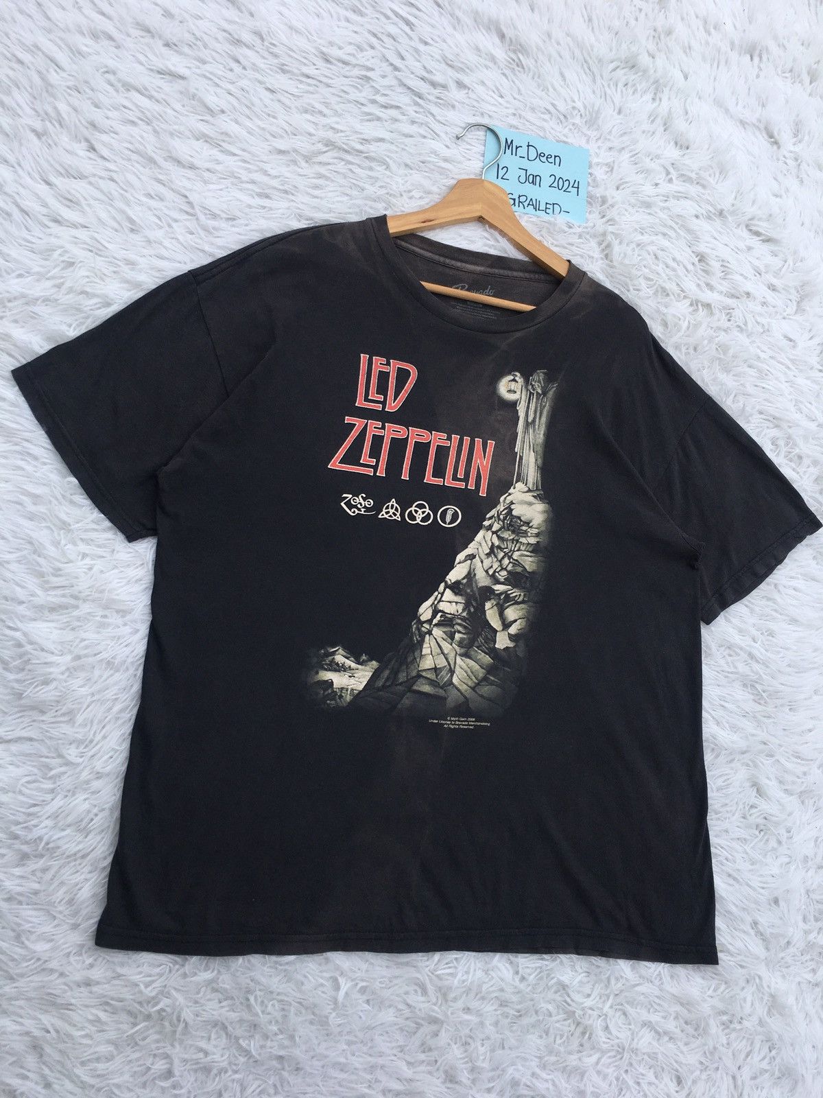 Band Tees Rare Vintage Led Zeppelin Tshirt Size US XL / EU 56 / 4 - 2 Thumbnail