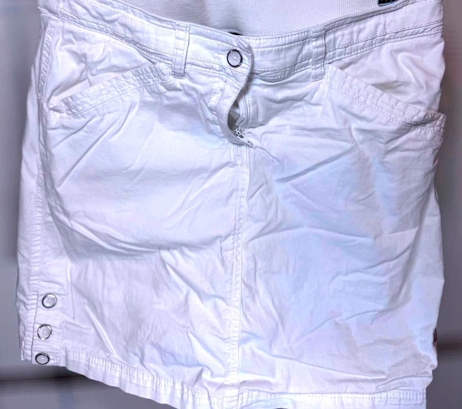 Designer Karen Scott White Denim Skirt - Size 6P Size 28" / US 6 / IT 42 - 1 Thumbnail