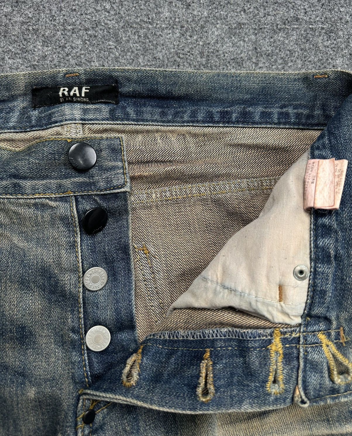 Raf by Raf Simons Raf By Raf Simons - Faded Blue Washed Ripped Knees Denim Size US 33 - 11 Thumbnail