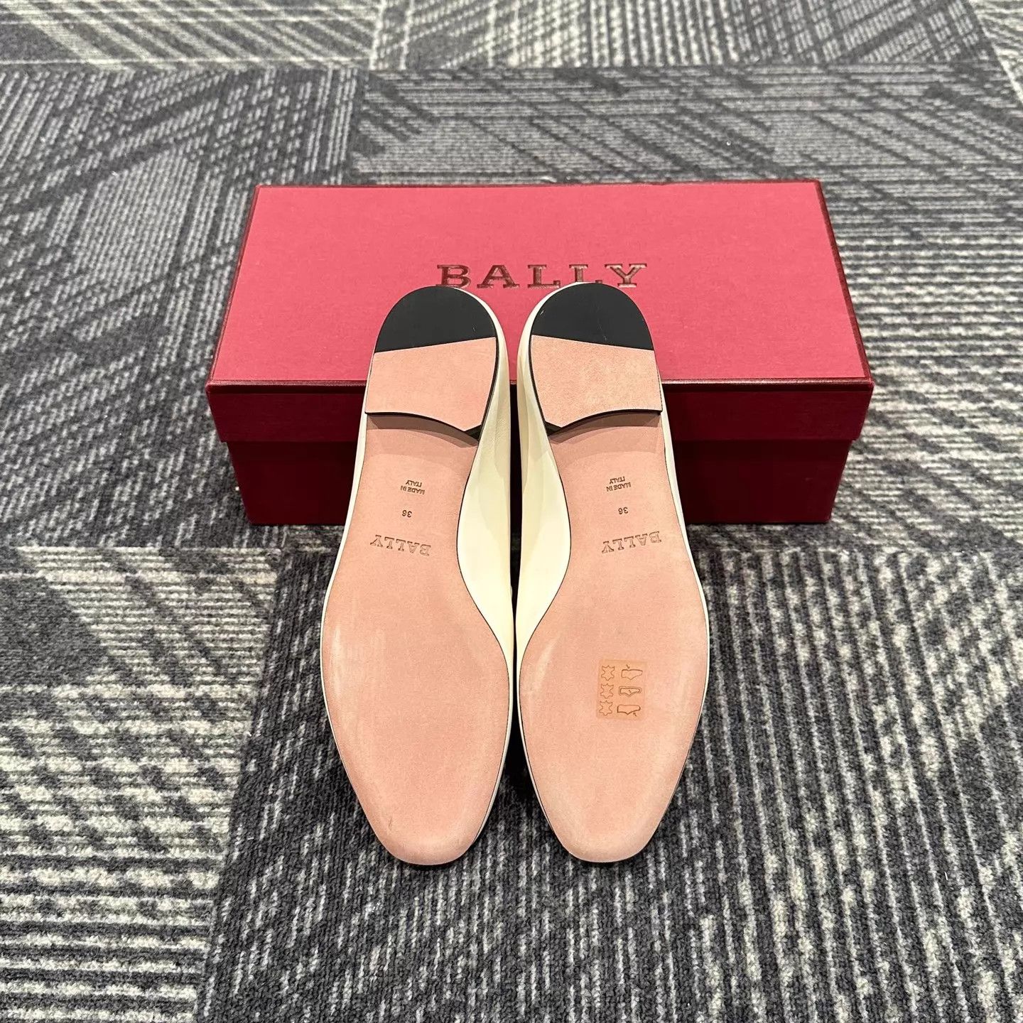 Bally Bally Ellah Flat Loafers EUR 36 New with box Size US 5.5 / IT 35.5 - 6 Thumbnail