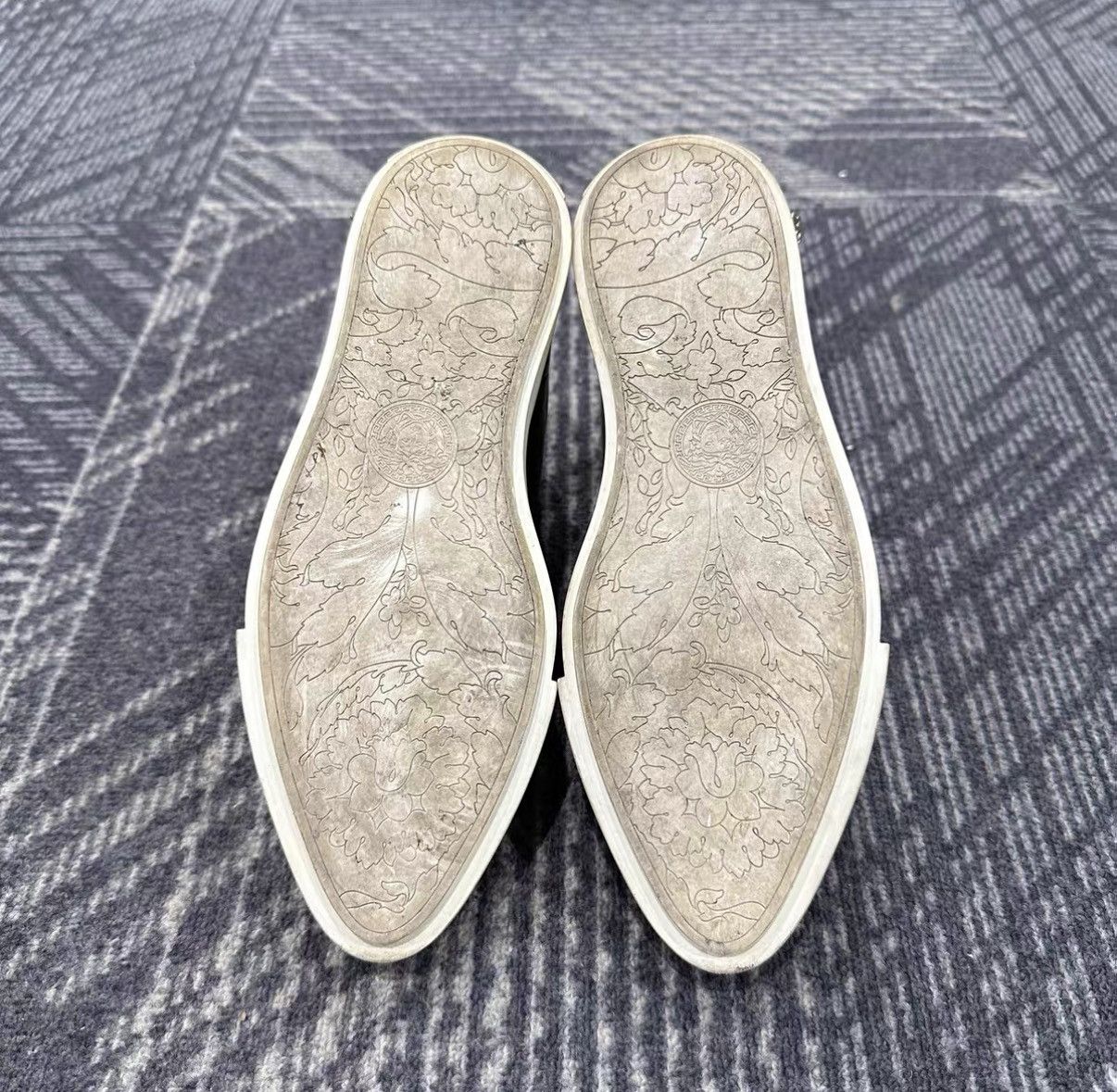 Versace Versace Medusa Casual Leather Shoes J42 Size US 5 / IT 35 - 6 Thumbnail