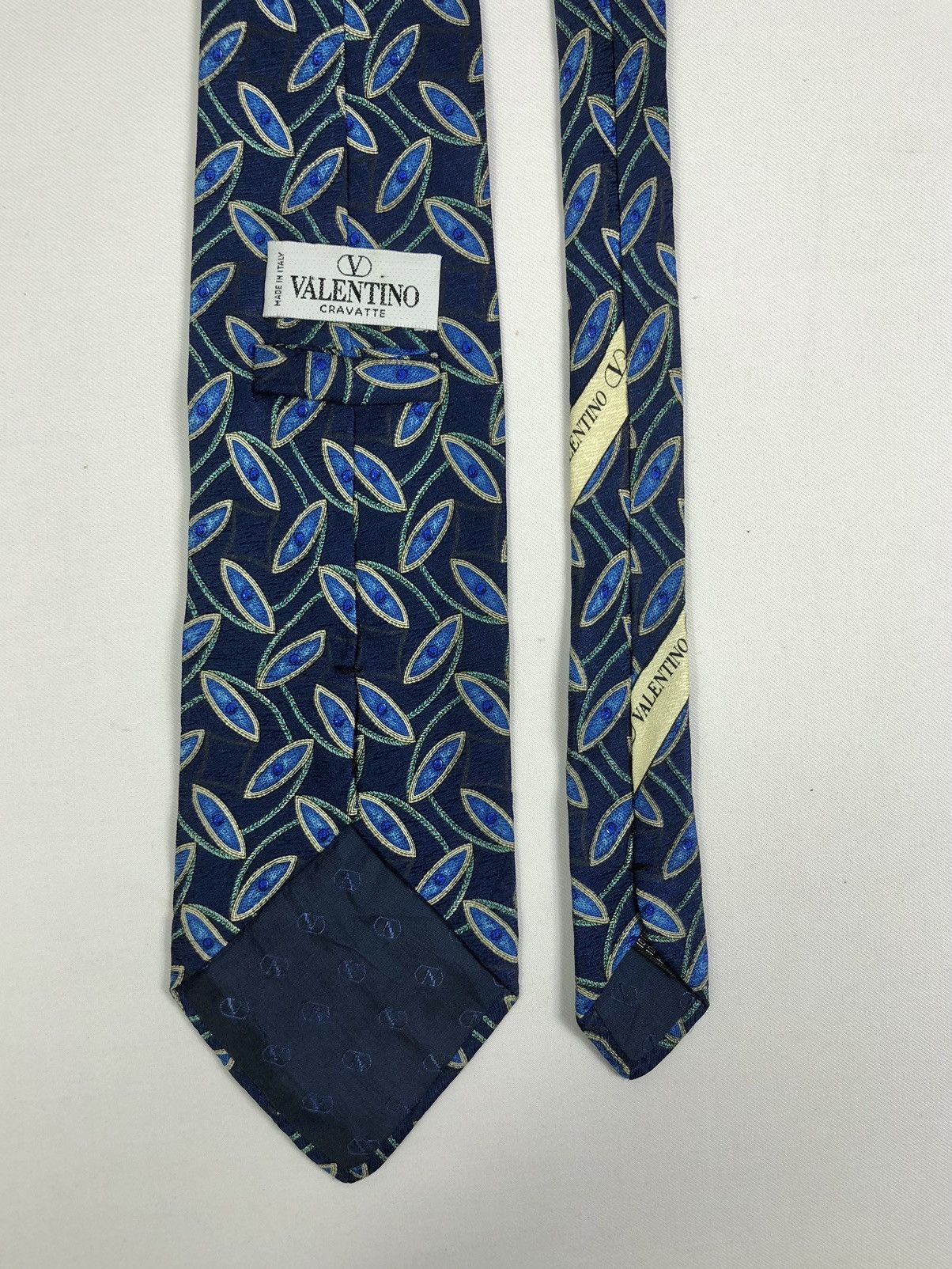 Valentino Rare Vintage Valentino Silk Tie Made in Italy Size ONE SIZE - 5 Thumbnail