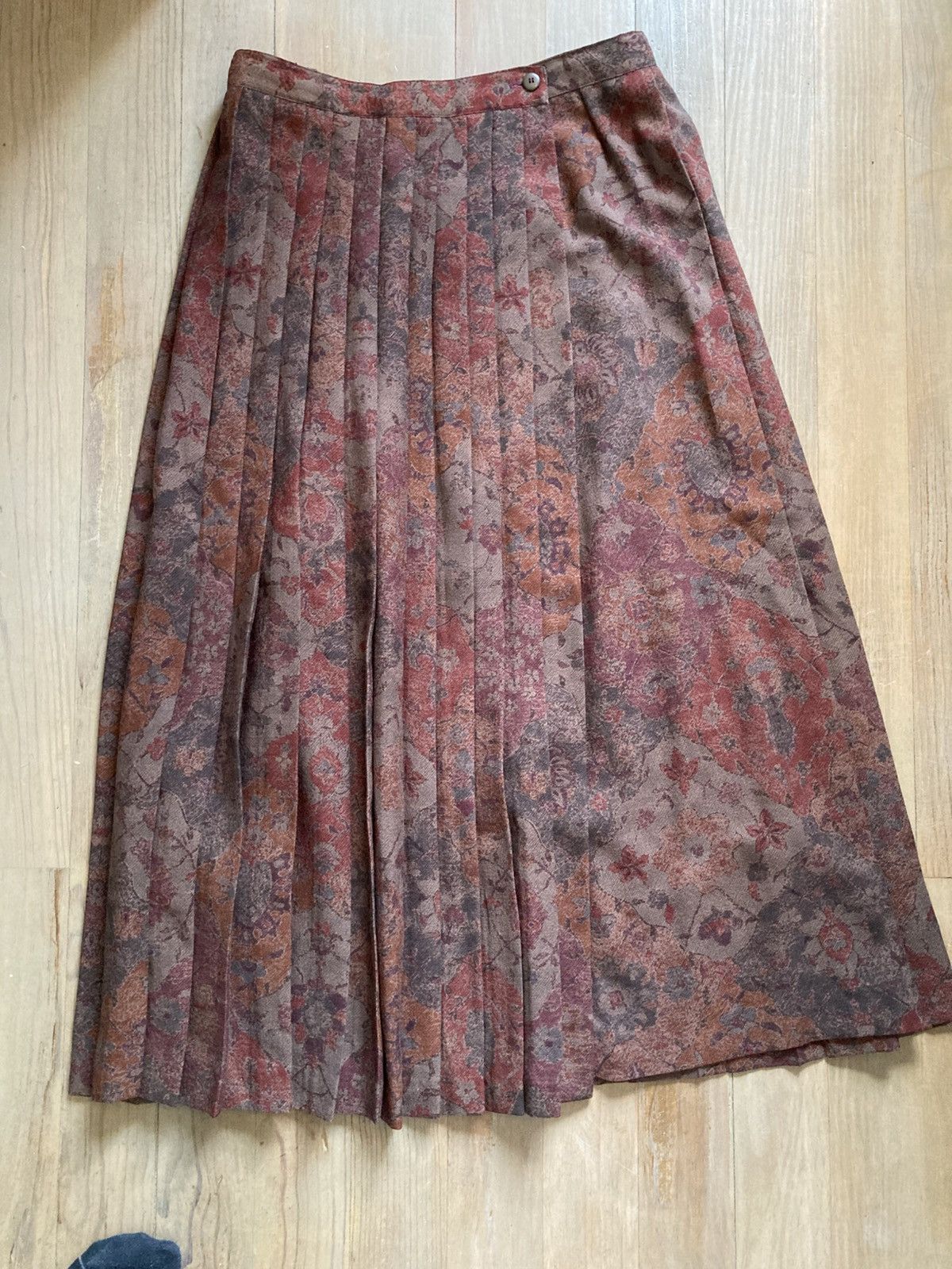Vintage wool pleated skirt Size 28" / US 6 / IT 42 - 1 Thumbnail