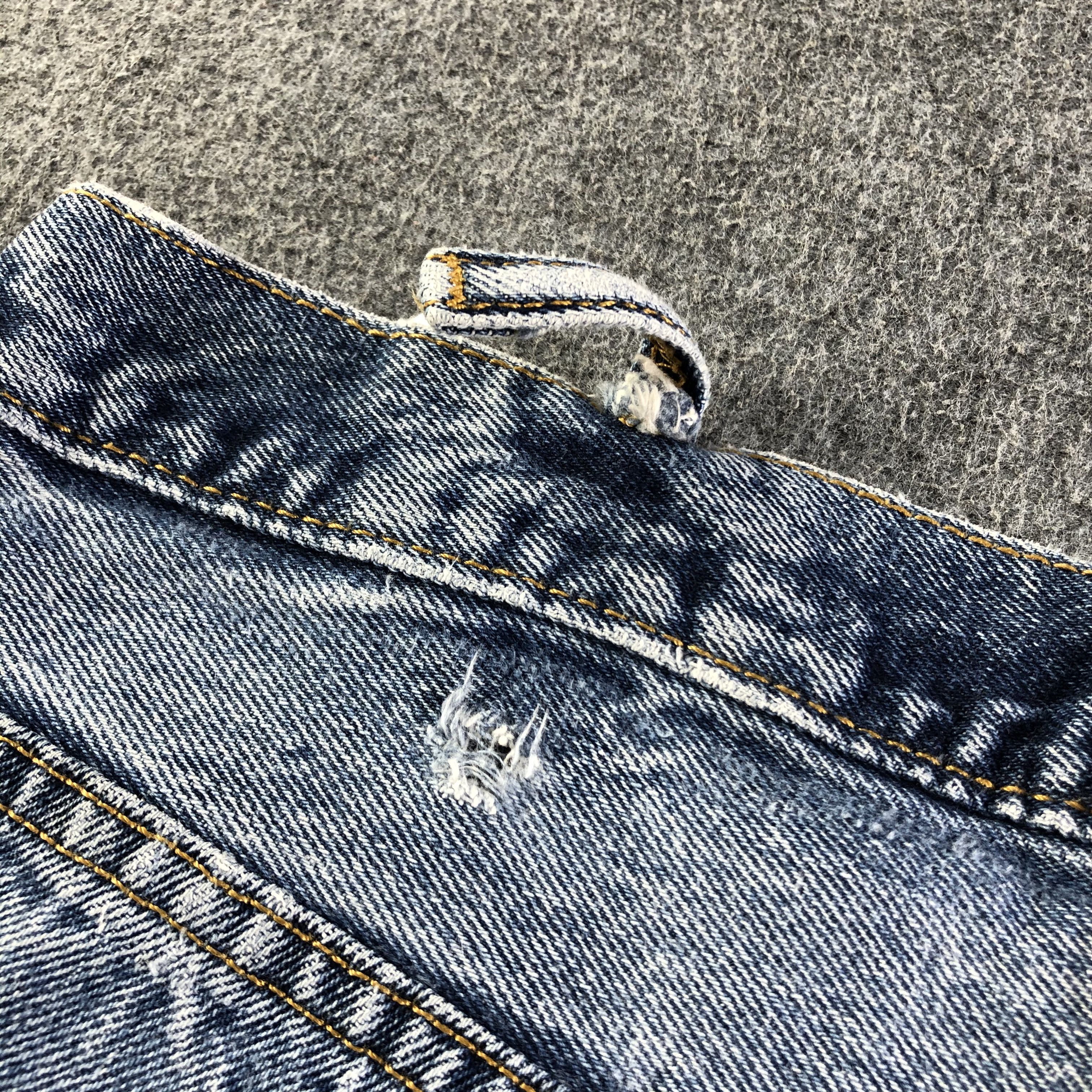 Levi's Vintage Blue Wash Levis 550 Jeans-J4414 Size US 36 / EU 52 - 8 Thumbnail