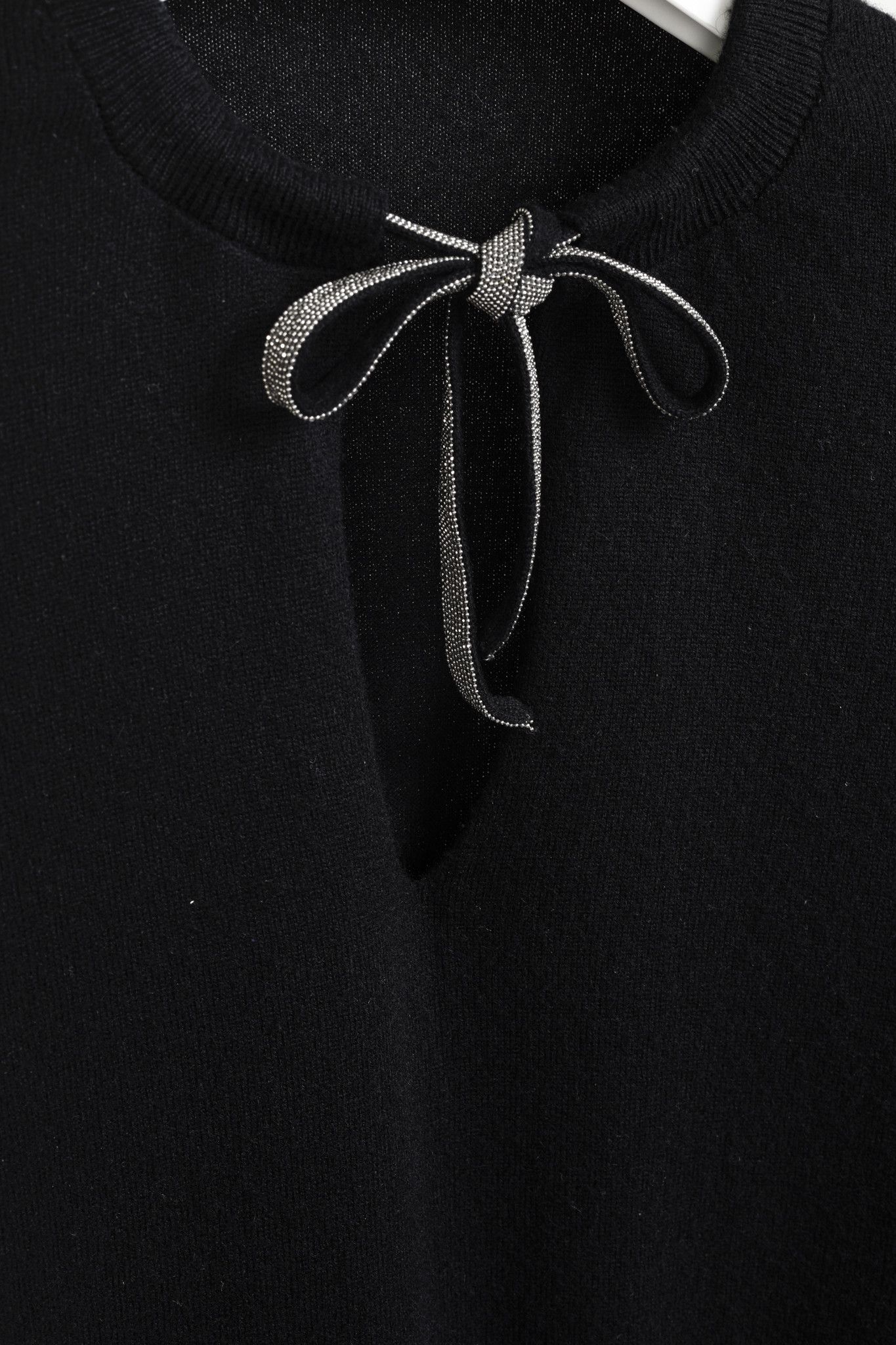 Brunello Cucinelli Brunello Cucinelli Black Cashmere Monili Bead Sweater Size L / US 10 / IT 46 - 7 Thumbnail