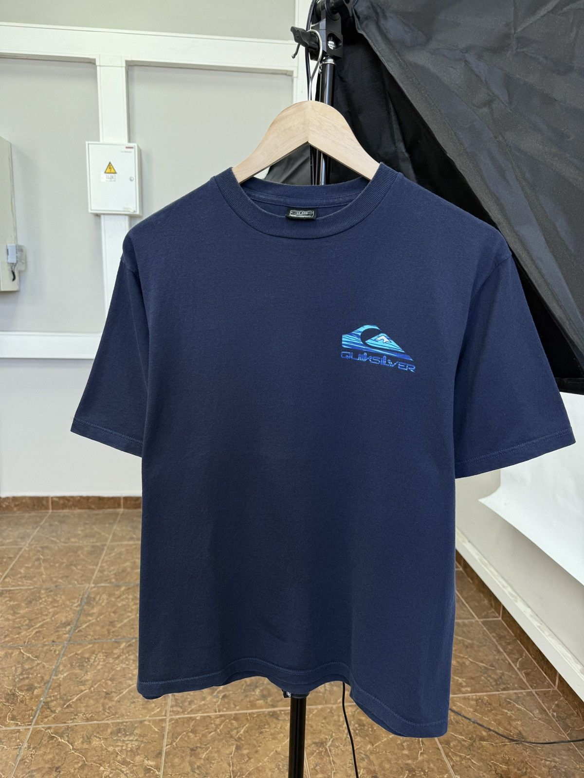 Quiksilver 🇺🇸 Vintage 90s Quiksilver Australia T-Shirt Rare Retro Hype Size US M / EU 48-50 / 2 - 2 Thumbnail