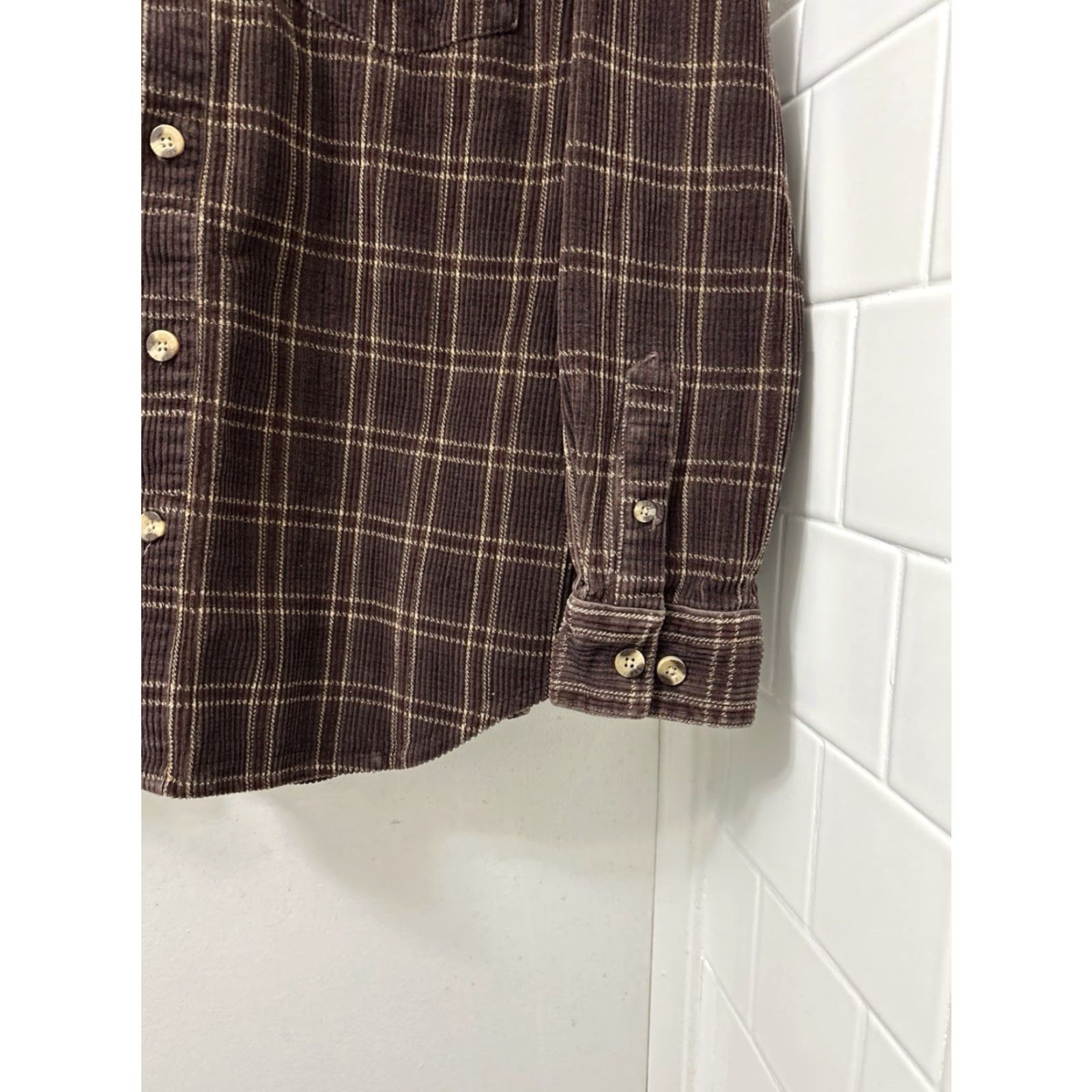 Disney VINTAGE Walt Disney World Corduroy Shirt Mens S Brown Tigger Plaid Button Down Size US S / EU 44-46 / 1 - 6 Thumbnail