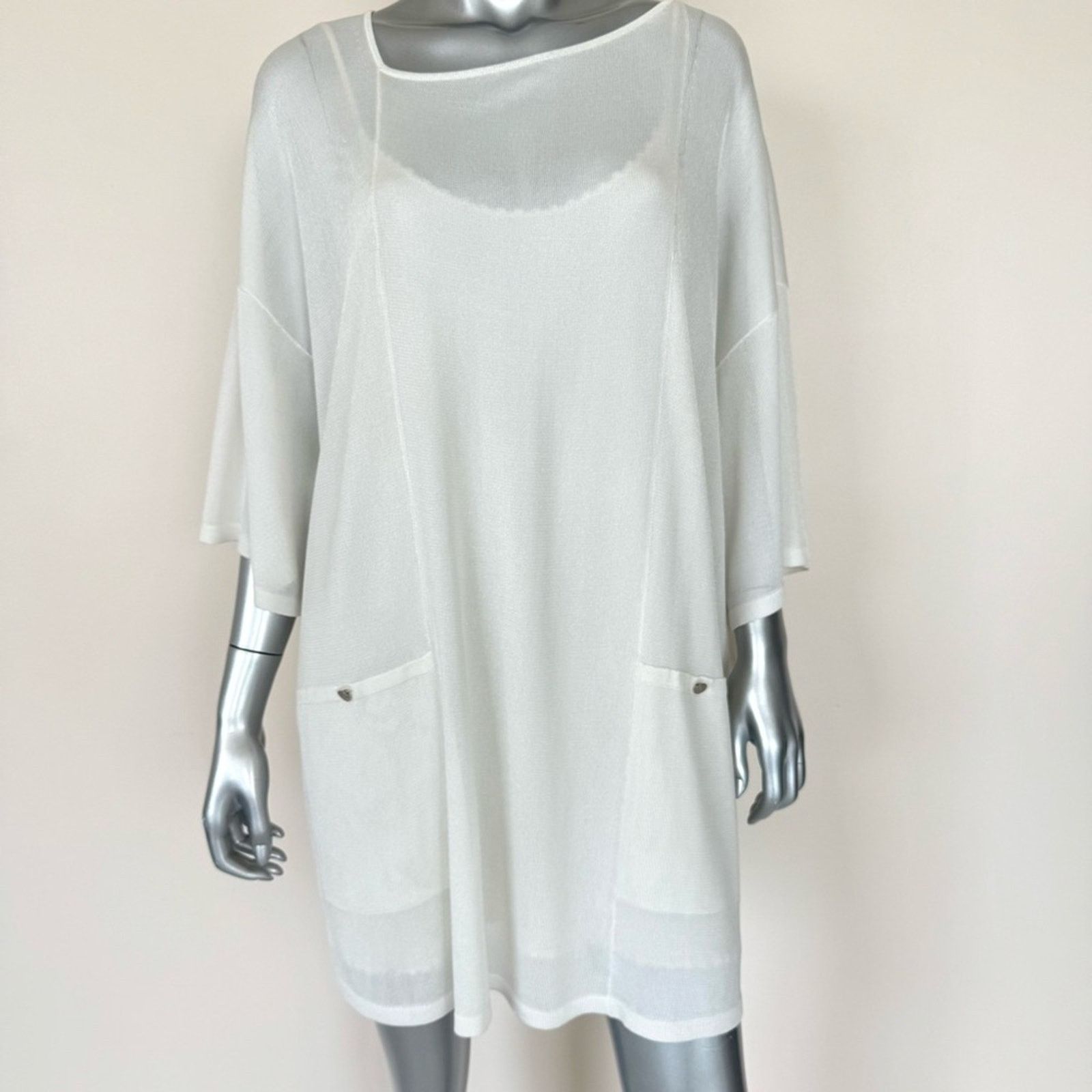 Chanel CHANEL women blouse size 40 FR or size 8 US Authentic 3800$ Size M / US 6-8 / IT 42-44 - 2 Thumbnail
