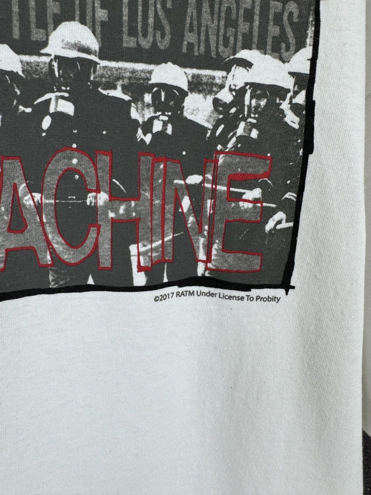 Band Tees Rage Against the Machine 2017 the battle of Los Angeles tee Size US XXL / EU 58 / 5 - 6 Thumbnail