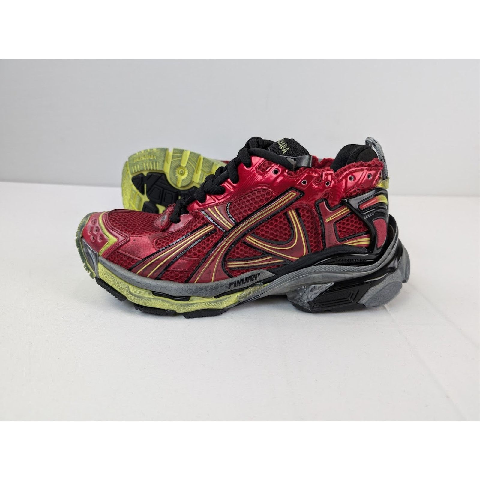 Balenciaga o1rshd1 Mesh Rubber Runner in Red/Yellow/Grey/Black Size US 13 / EU 46 - 11 Thumbnail