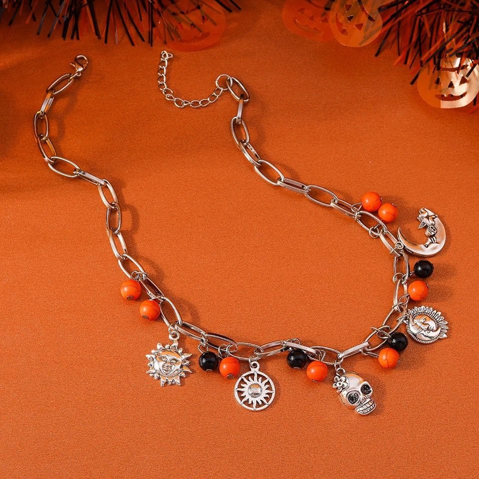 Vintage Retro Halloween Moon Skull Necklace Size ONE SIZE - 4 Thumbnail