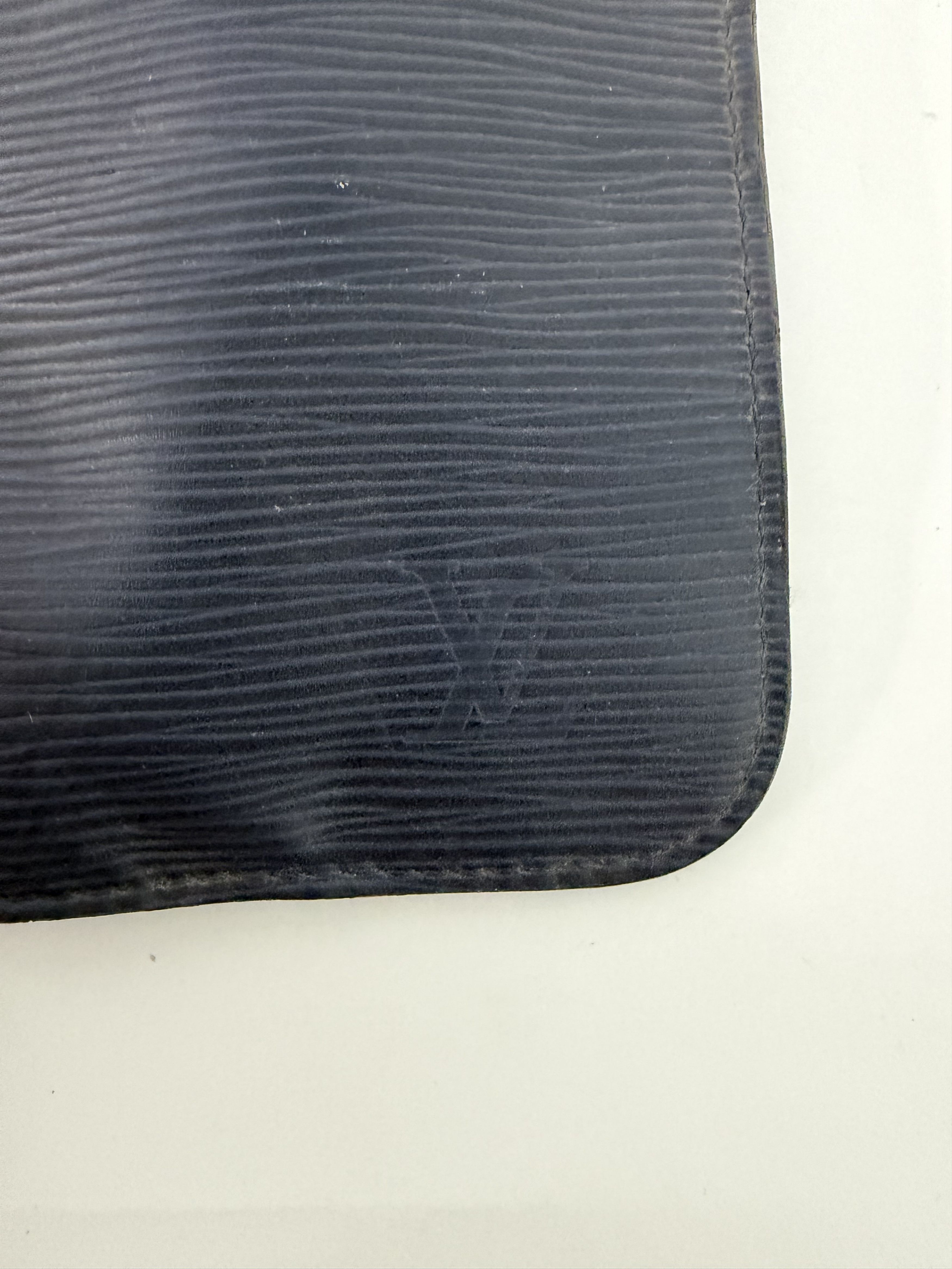 Louis Vuitton Louis Vuitton Epi Leather Neverfull Pouch Navy Size ONE SIZE - 2 Thumbnail