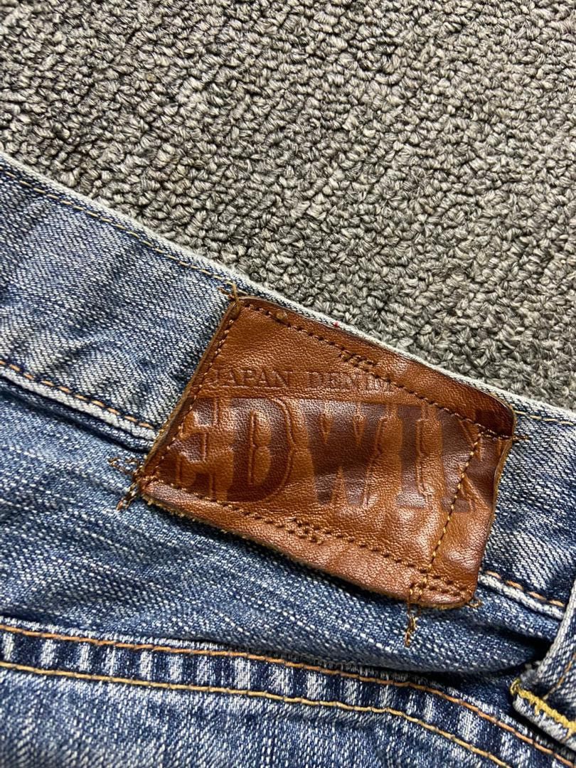 Edwin Edwin 503 Premium Distressed Cropped Jeans (197) Size US 30 / EU 46 - 6 Thumbnail