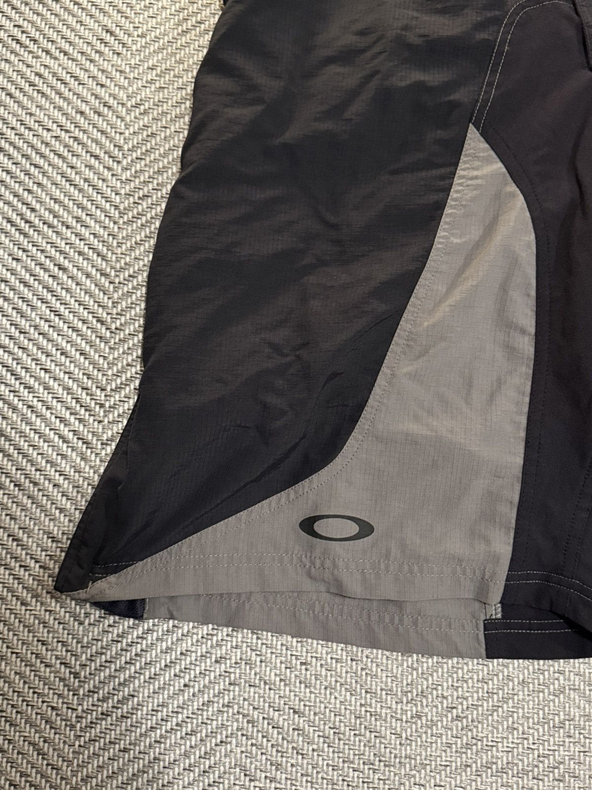 Oakley Oakley 00s SOFTWARE TACTICAL SHORTS PANTS Size US 32 / EU 48 - 2 Thumbnail