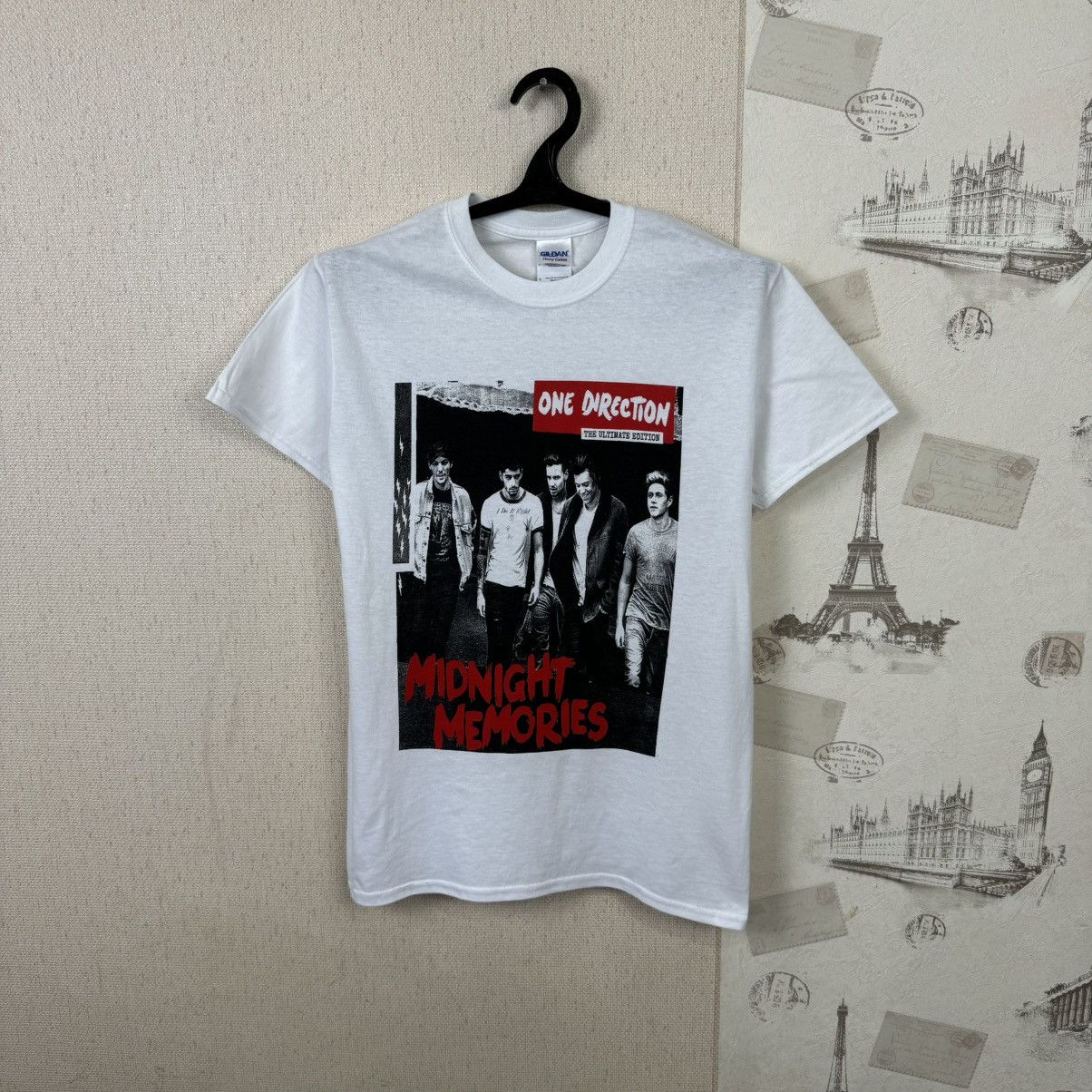 Other One Direction T shirt Midnight Memories Rock sz S White Size US XL / EU 56 / 4 - 1 Thumbnail