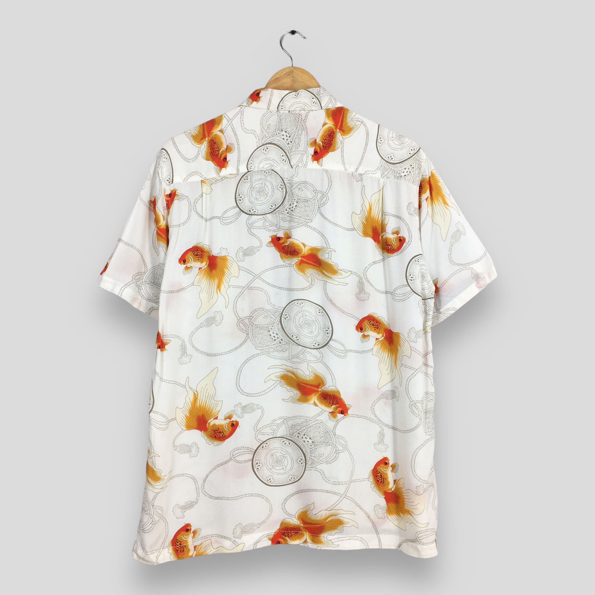 Sun Surf Vintage Hawaiian Surf Japanese Gold Fish Rayon Shirt Large Size US L / EU 52-54 / 3 - 7 Thumbnail