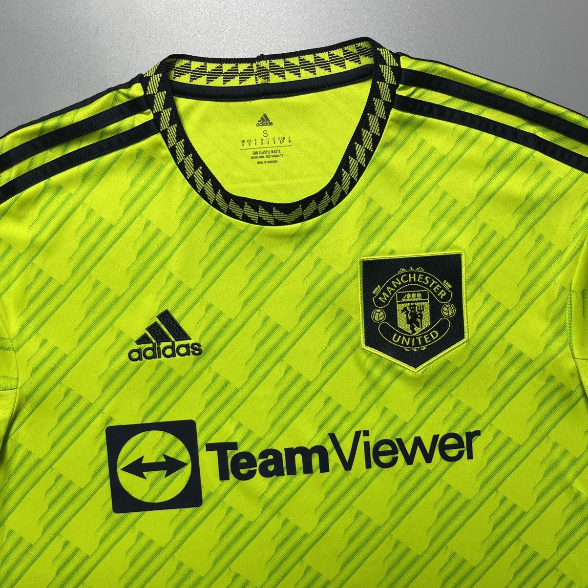 Adidas MAN UNITED ADIDAS 2022/2023 FOOTBALL THIRD JERSEY #7 RONALDO Size US S / EU 44-46 / 1 - 4 Thumbnail
