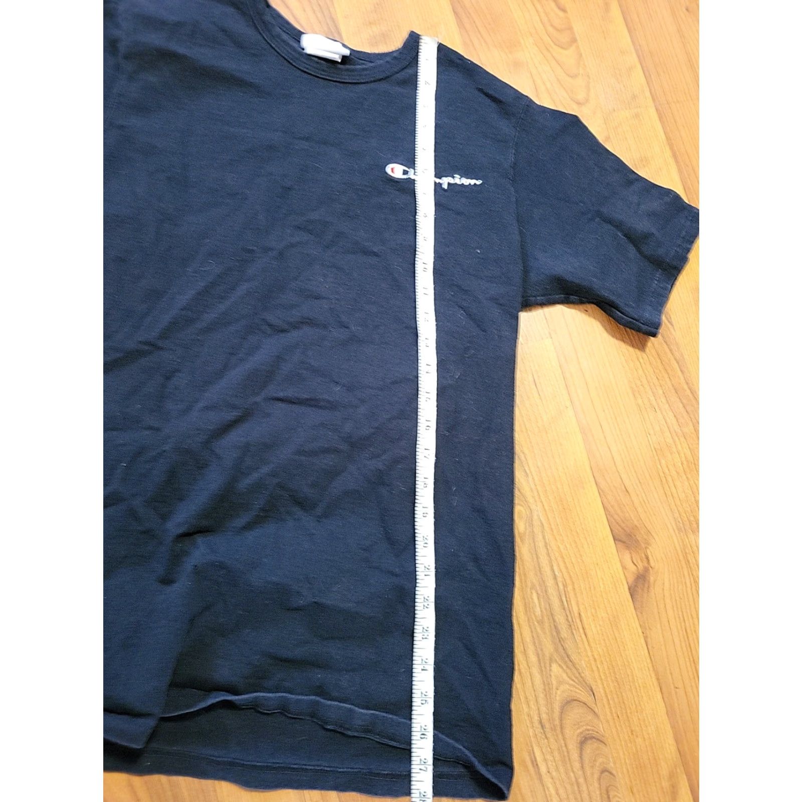 Champion VINTAGE Champion T-Shirt Men Large Black Short Sleeve Embroidered Logo Size US L / EU 52-54 / 3 - 5 Thumbnail