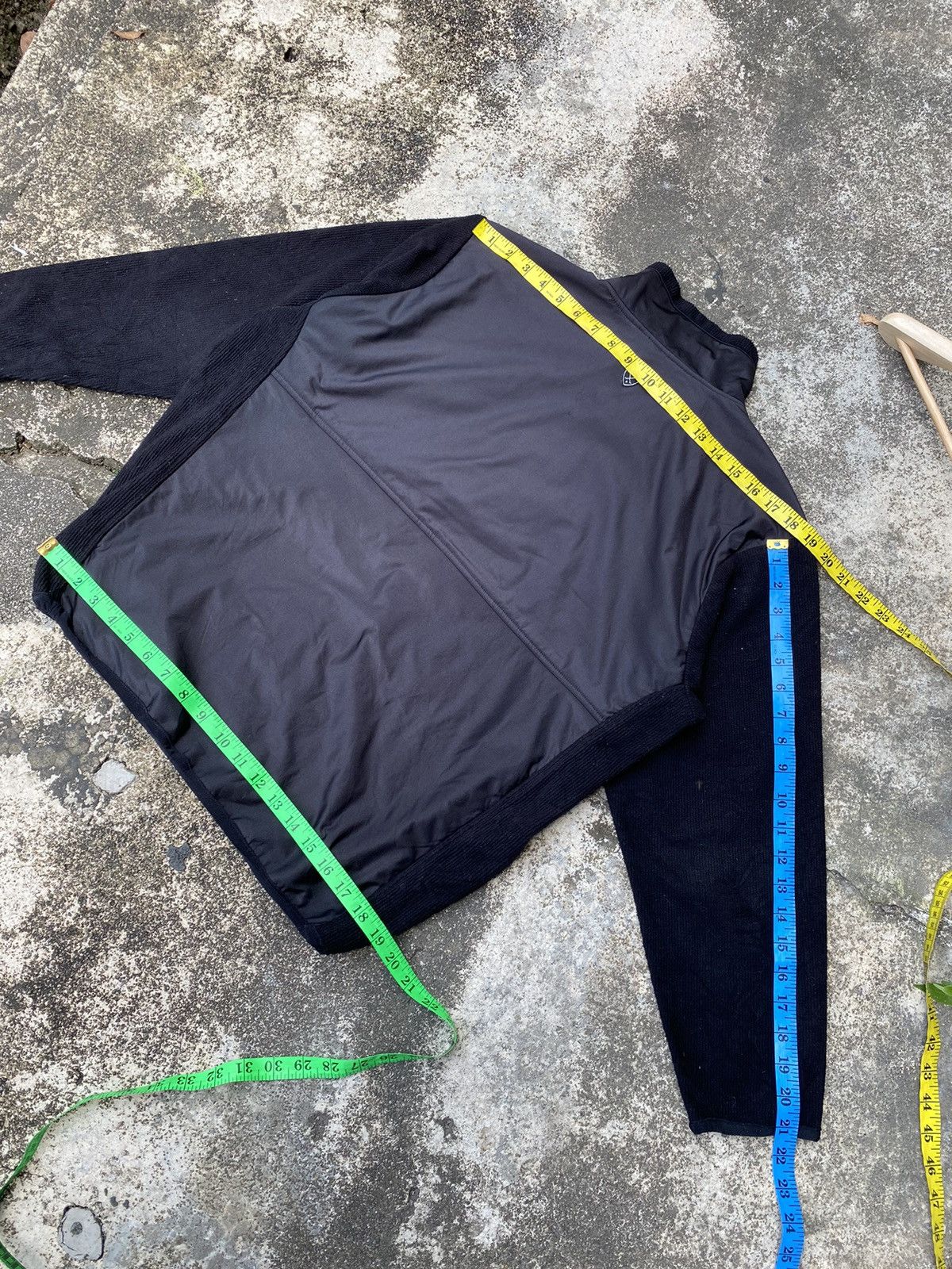 Vintage Vintage Nike Golf 90s Half Zipper - size 23.7” x 25.7” Size US S / EU 44-46 / 1 - 9 Thumbnail