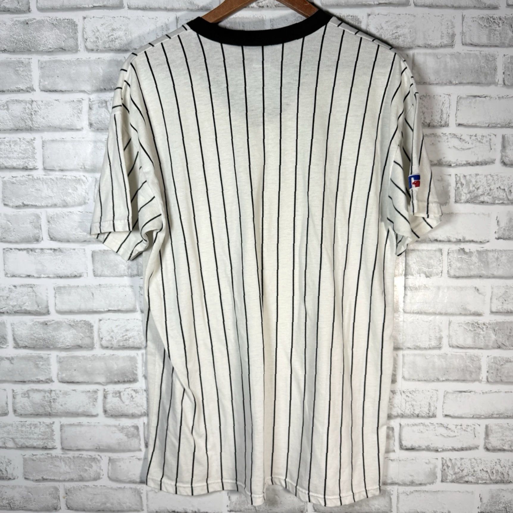 Russell Athletic VINTAGE Russell Athletic T-Shirt Men Large White Striped V-Neck Jersey USA Size US L / EU 52-54 / 3 - 5 Thumbnail
