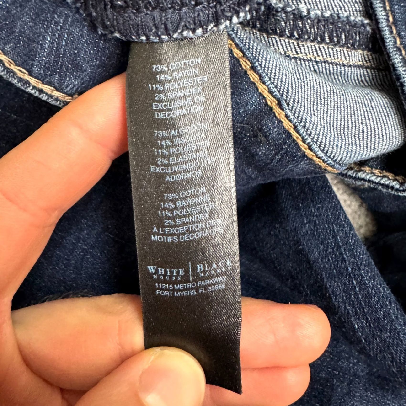 Vintage White House Black Market Slim Fit Cropped Denim Jeans Womens 12 Dark Wash Slit Denim Jeans B Blue City Streetwear Womens 12 XS-XL? Size 30" / US 8 / IT 44 - 7 Thumbnail