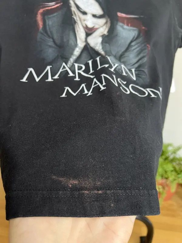 Band Tees Marilyn Manson Portrait T-Shirt vintage style Size US M / EU 48-50 / 2 - 4 Thumbnail
