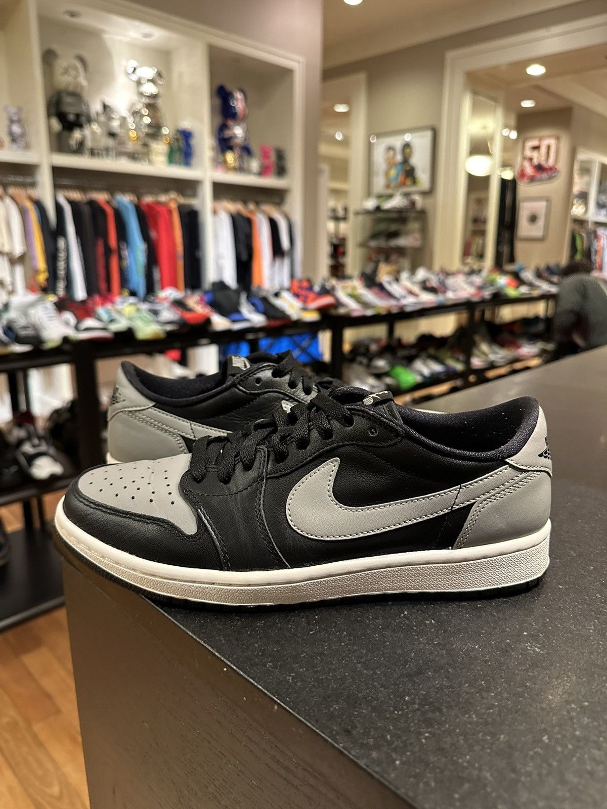 Jordan Brand Air Jordan 1 low shadow Size US 8 / EU 41 - 1 Thumbnail