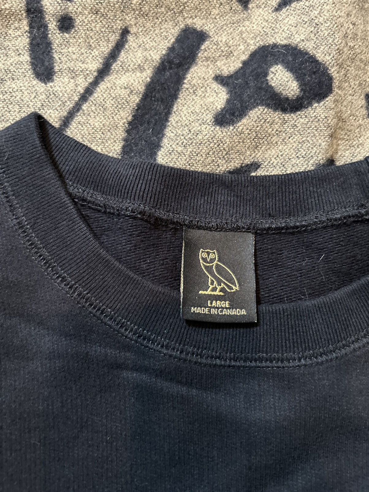 October's Very Own 2019 Script Crewneck Size US L / EU 52-54 / 3 - 6 Thumbnail