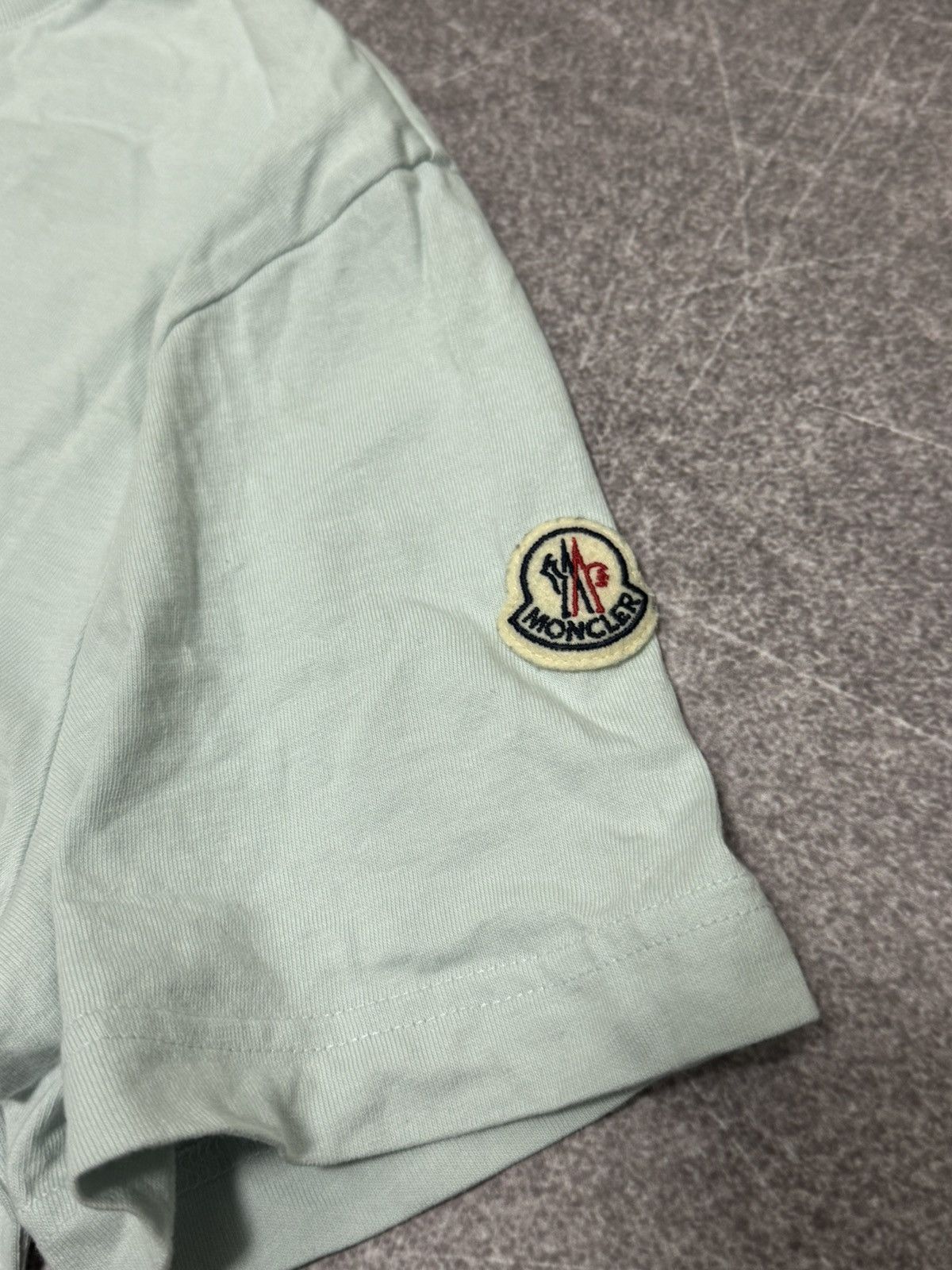 Moncler Moncler T Shirt Size US S / EU 44-46 / 1 - 3 Thumbnail
