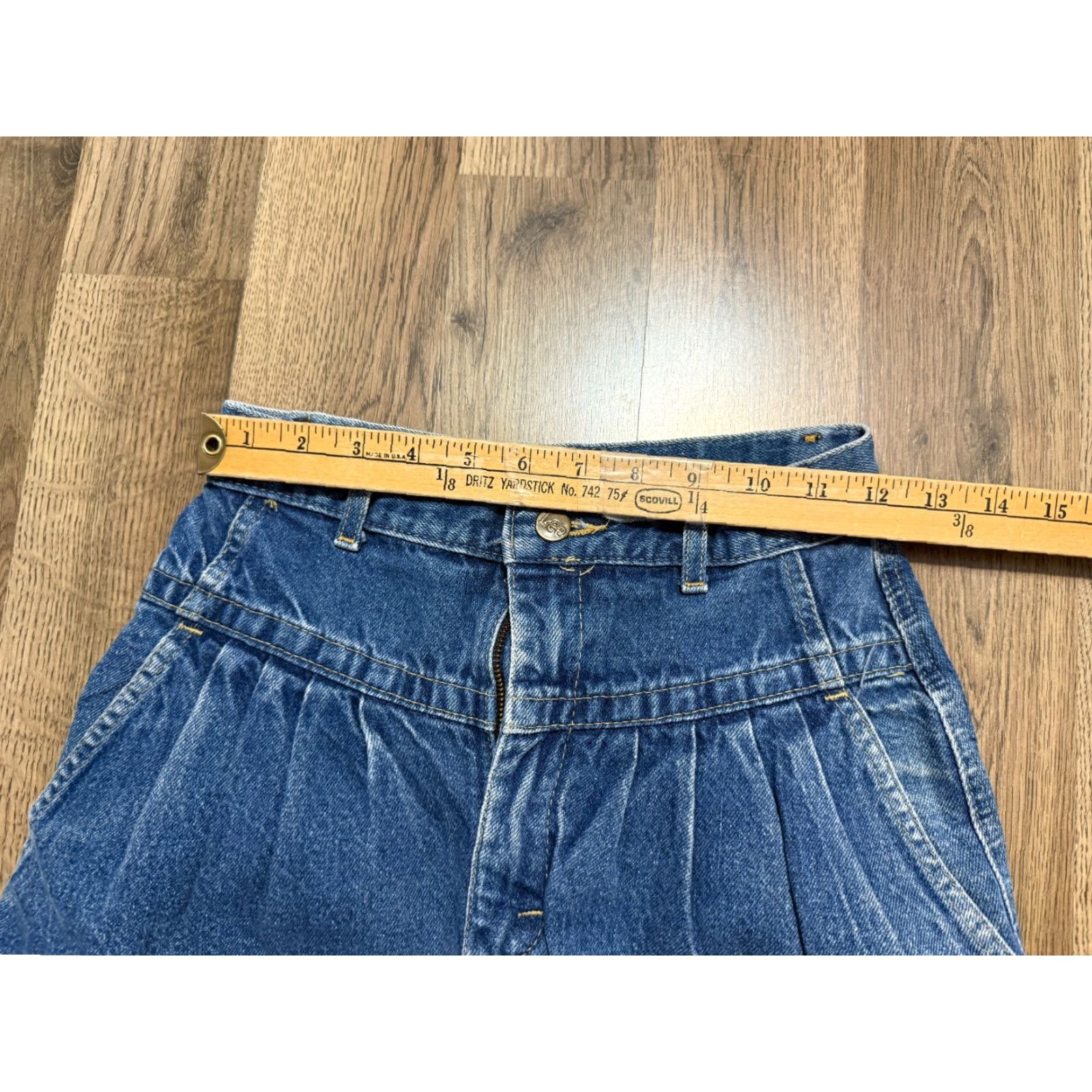Lee Lee Jeans Women's Regular Fit Jeans 5-Pocket Denim High Rise Medium Wash Blue 24x26? Pockets Size 42" / US 20 - 4 Thumbnail